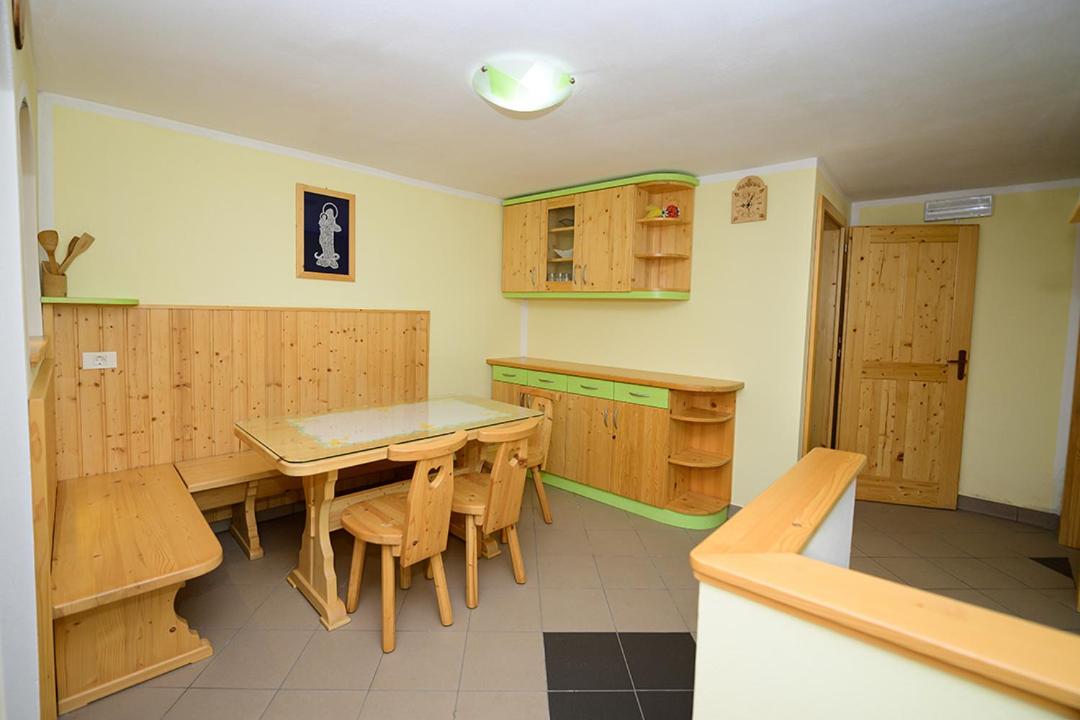 Apartma Vidmar Otlica view 3