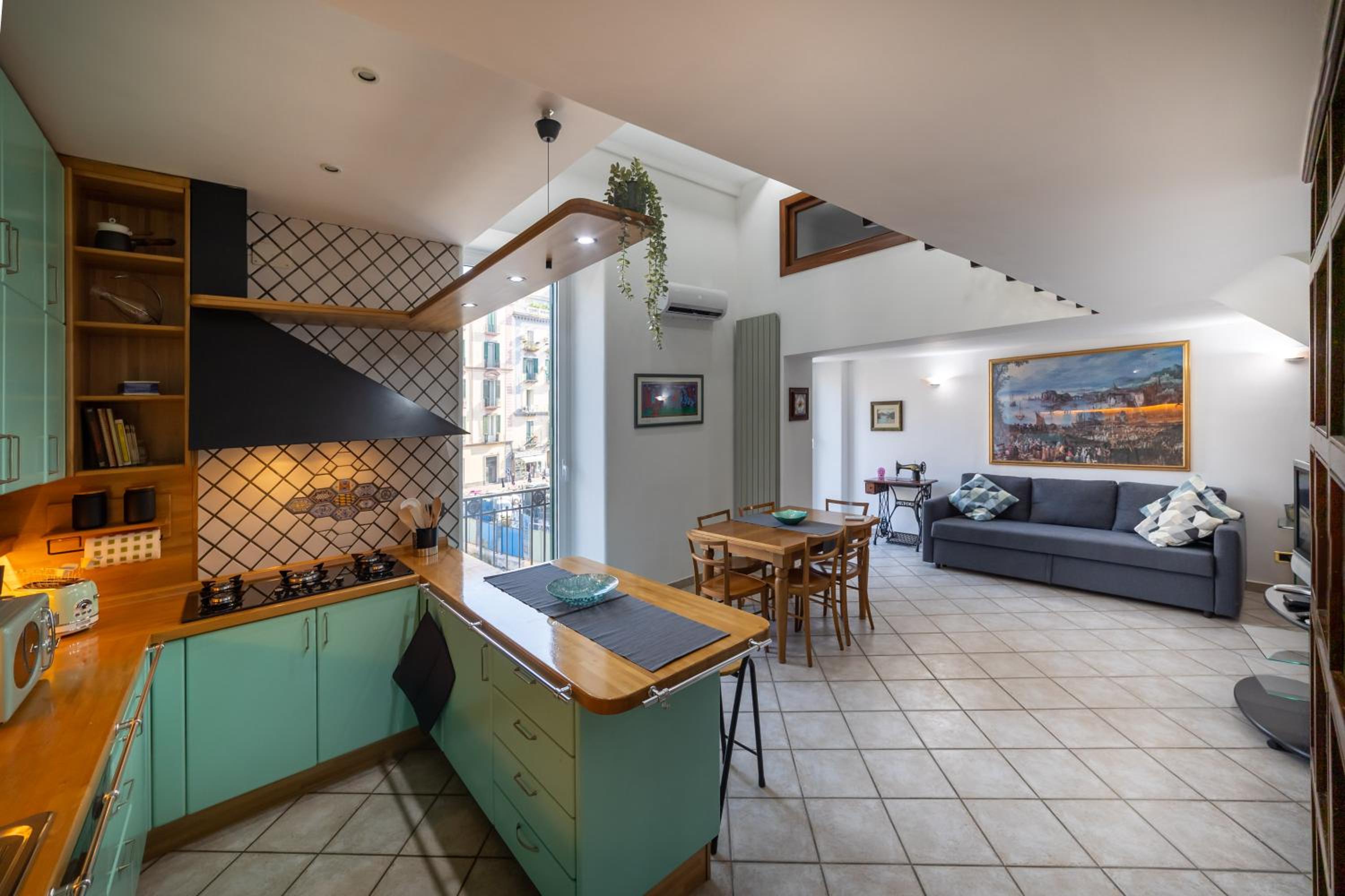 Riviera House Apartment Sea View group and family By HouseinNaples