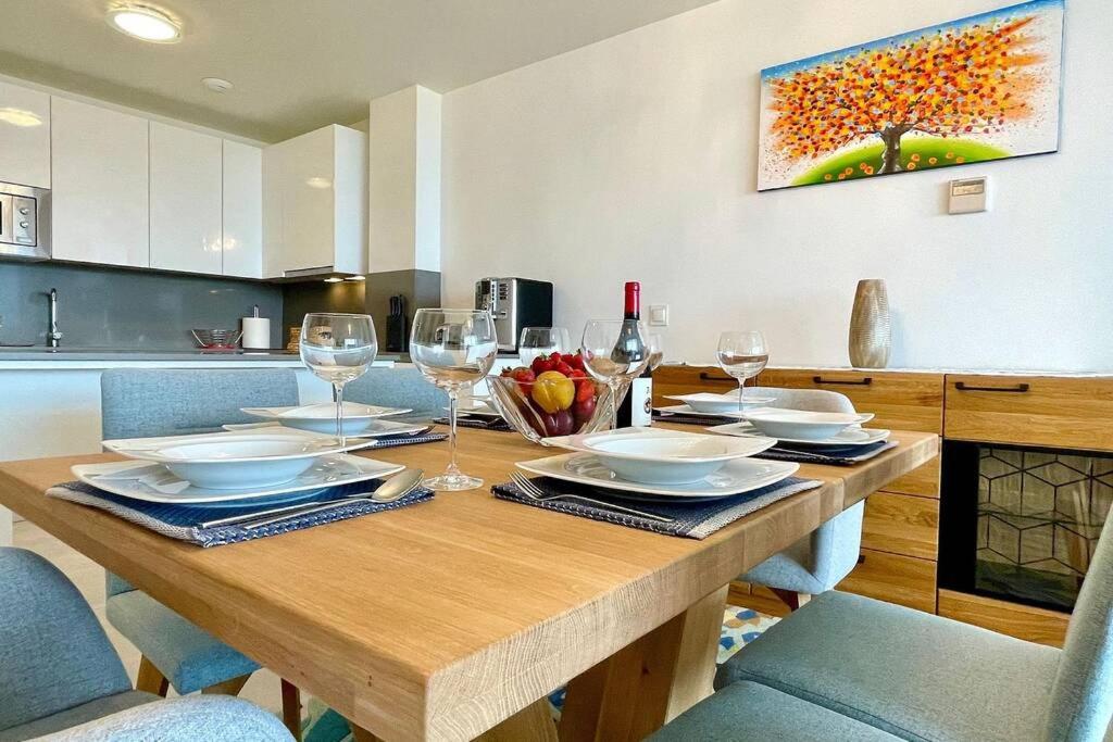 Sea View @ Casa Banderas, La Cala 3 bed Luxurious