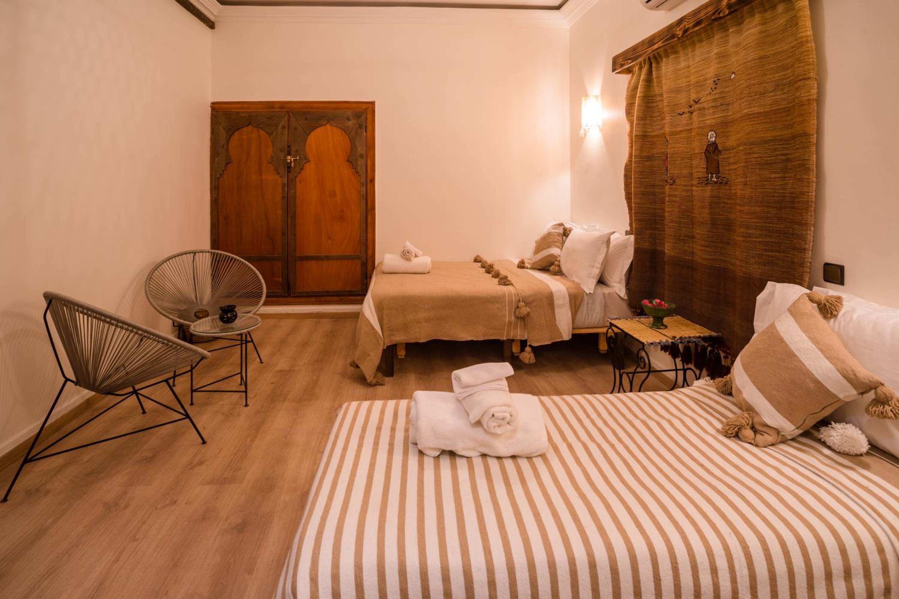 RIAD TUMAST, photo 52