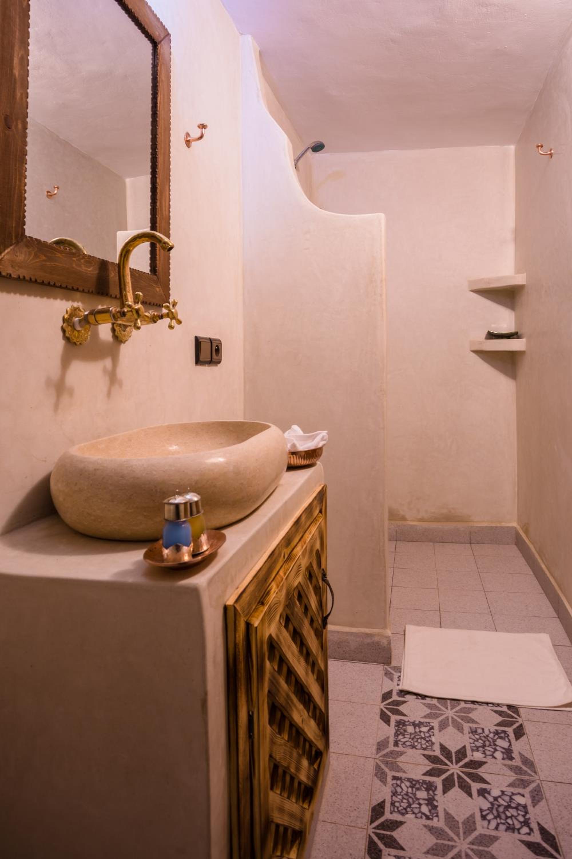 RIAD TUMAST, photo 45