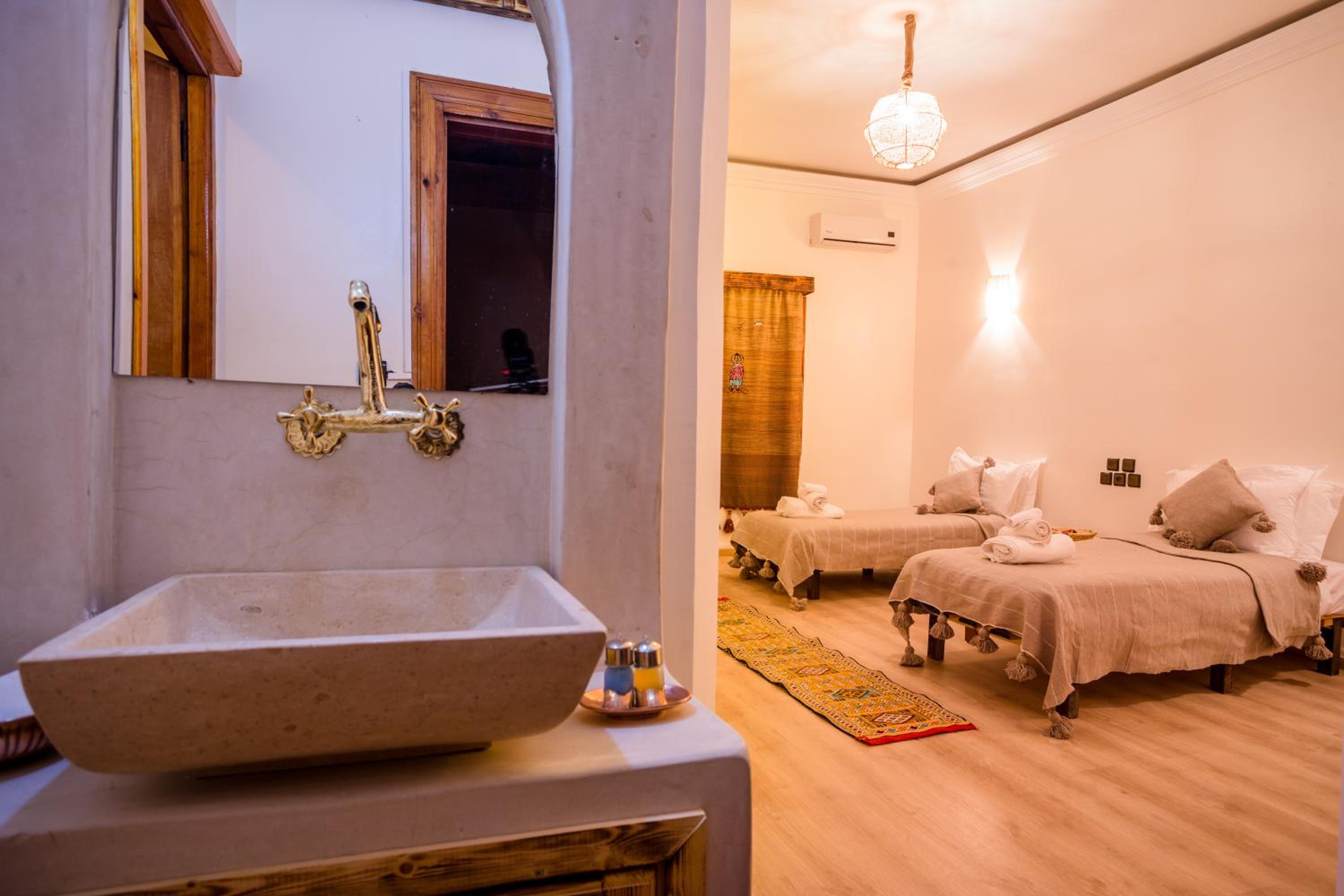 RIAD TUMAST, photo 42