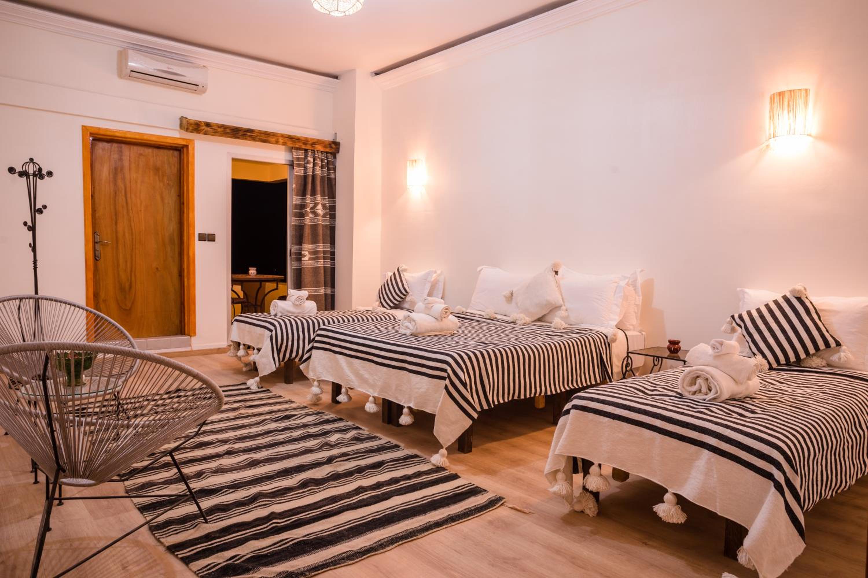 RIAD TUMAST, photo 66