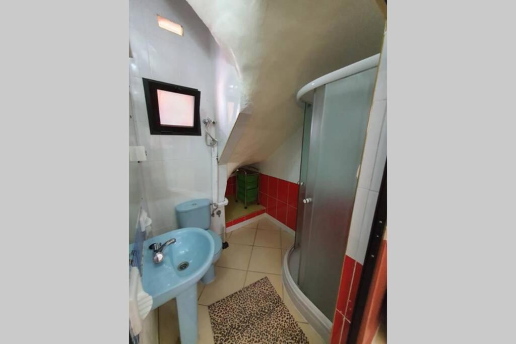 Large House in Tangiers with Garage view 2