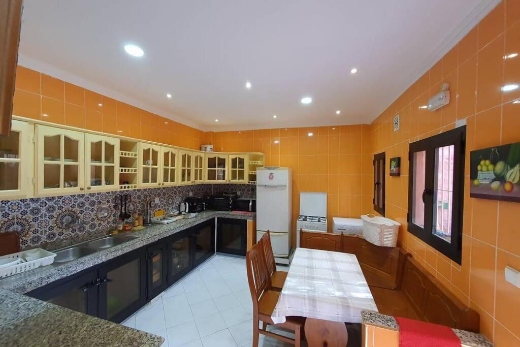 Large House in Tangiers with Garage view 5