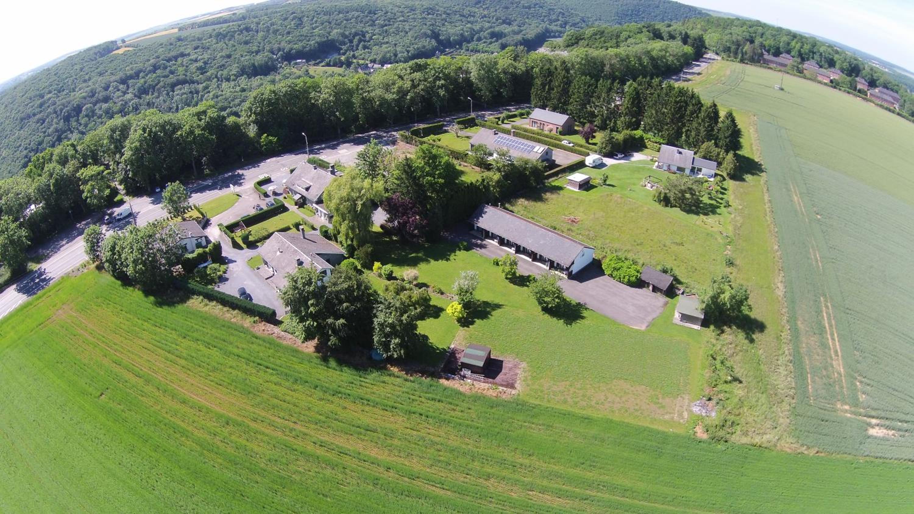 Hotel Auberge Grill Le Freyr - Image 1