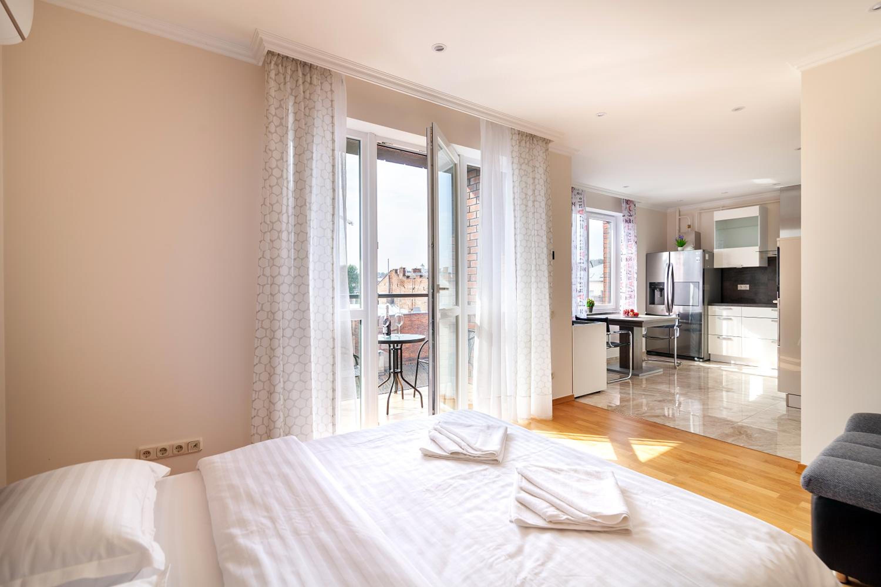 Regrand apartment on Kulisha 47a view 2