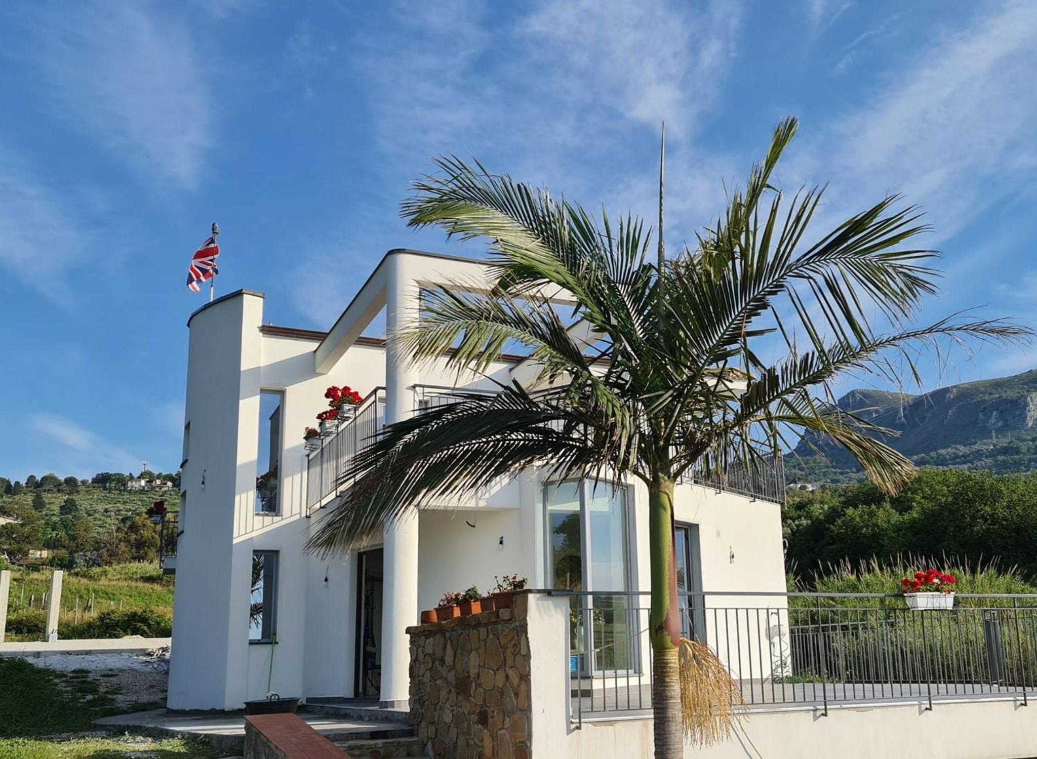 Assabinirica view 5