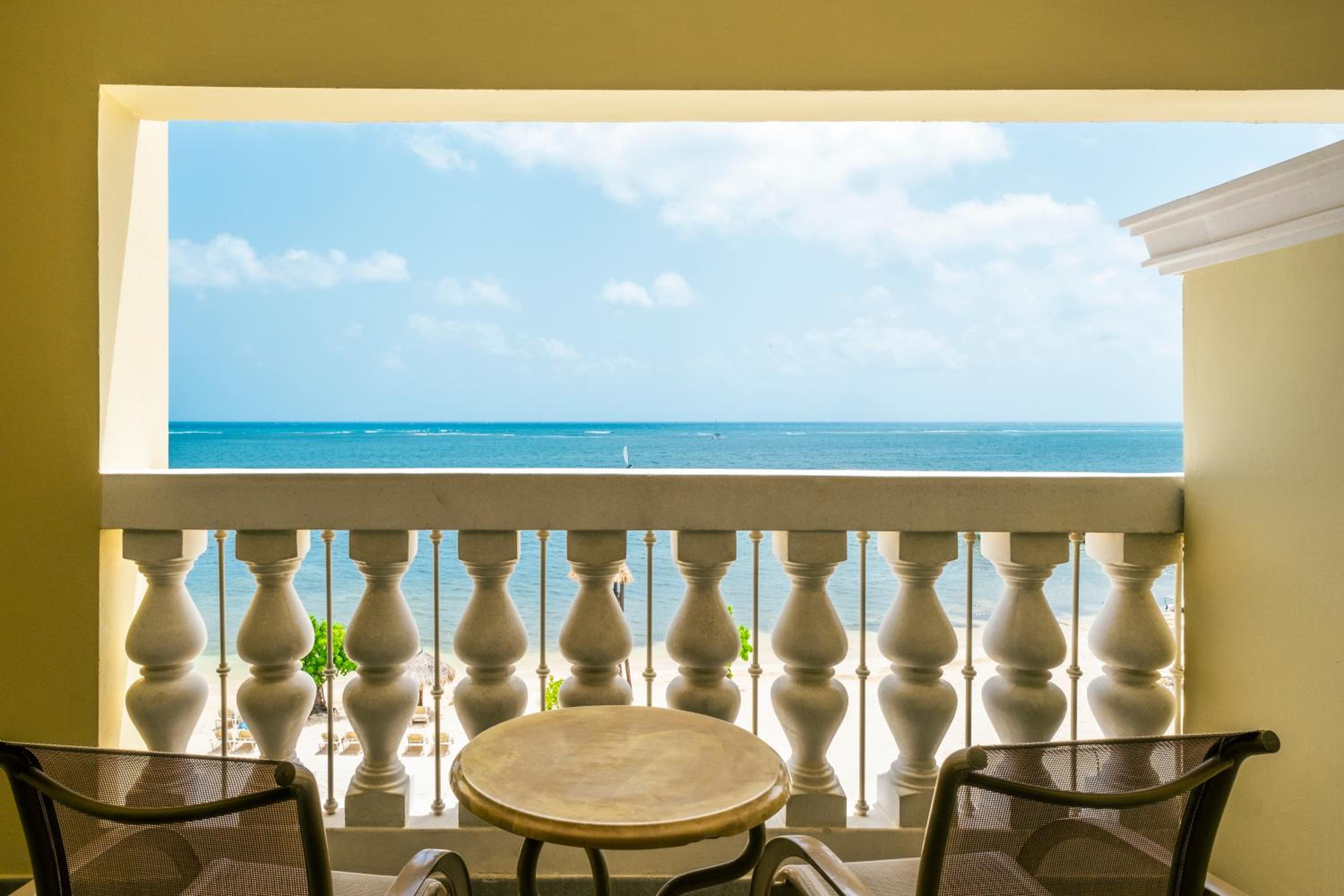 Photo 19 sur 111 de Iberostar Waves Rose Hall Beach - All Inclusive