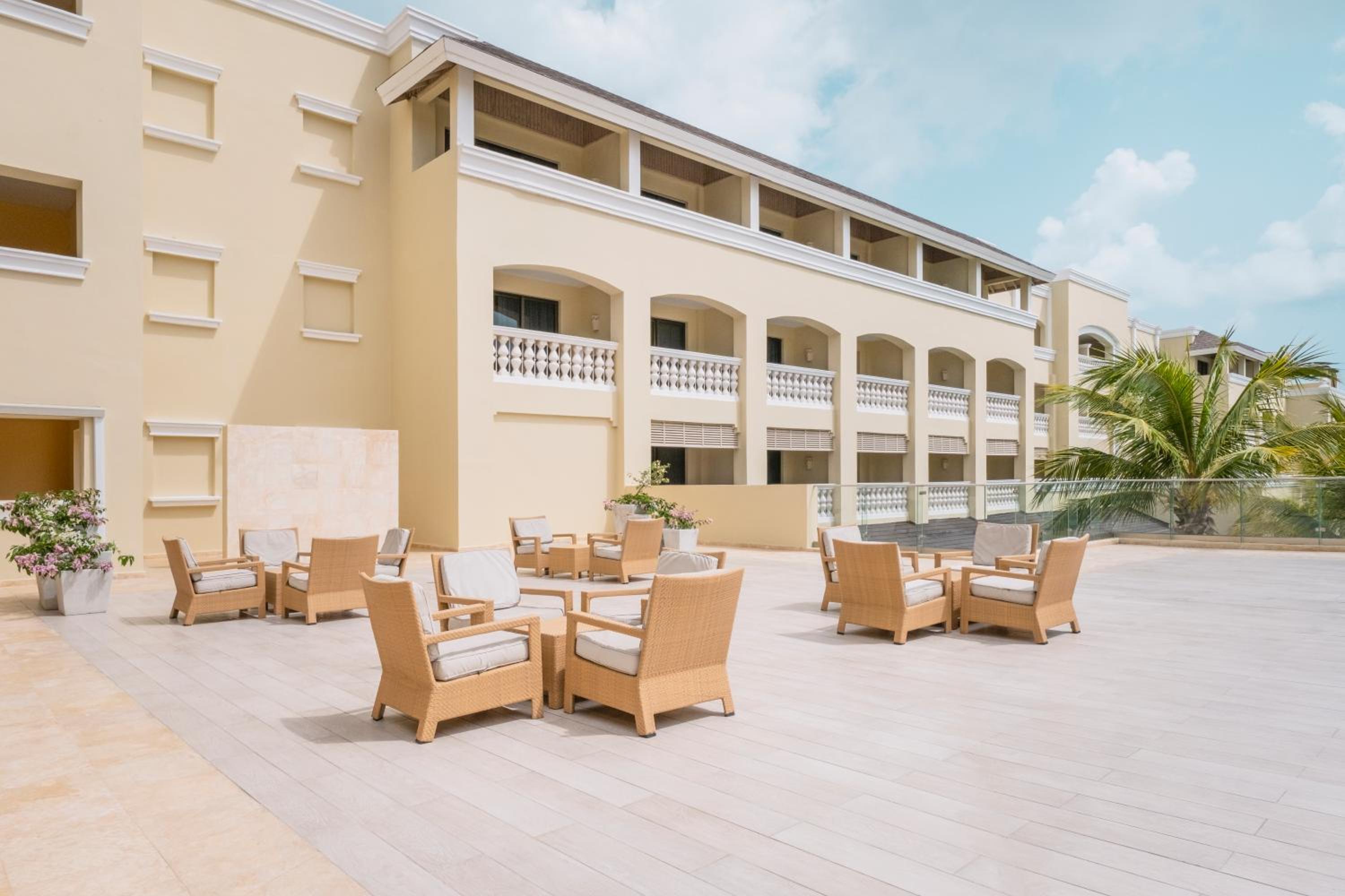 Photo 32 sur 111 de Iberostar Waves Rose Hall Beach - All Inclusive