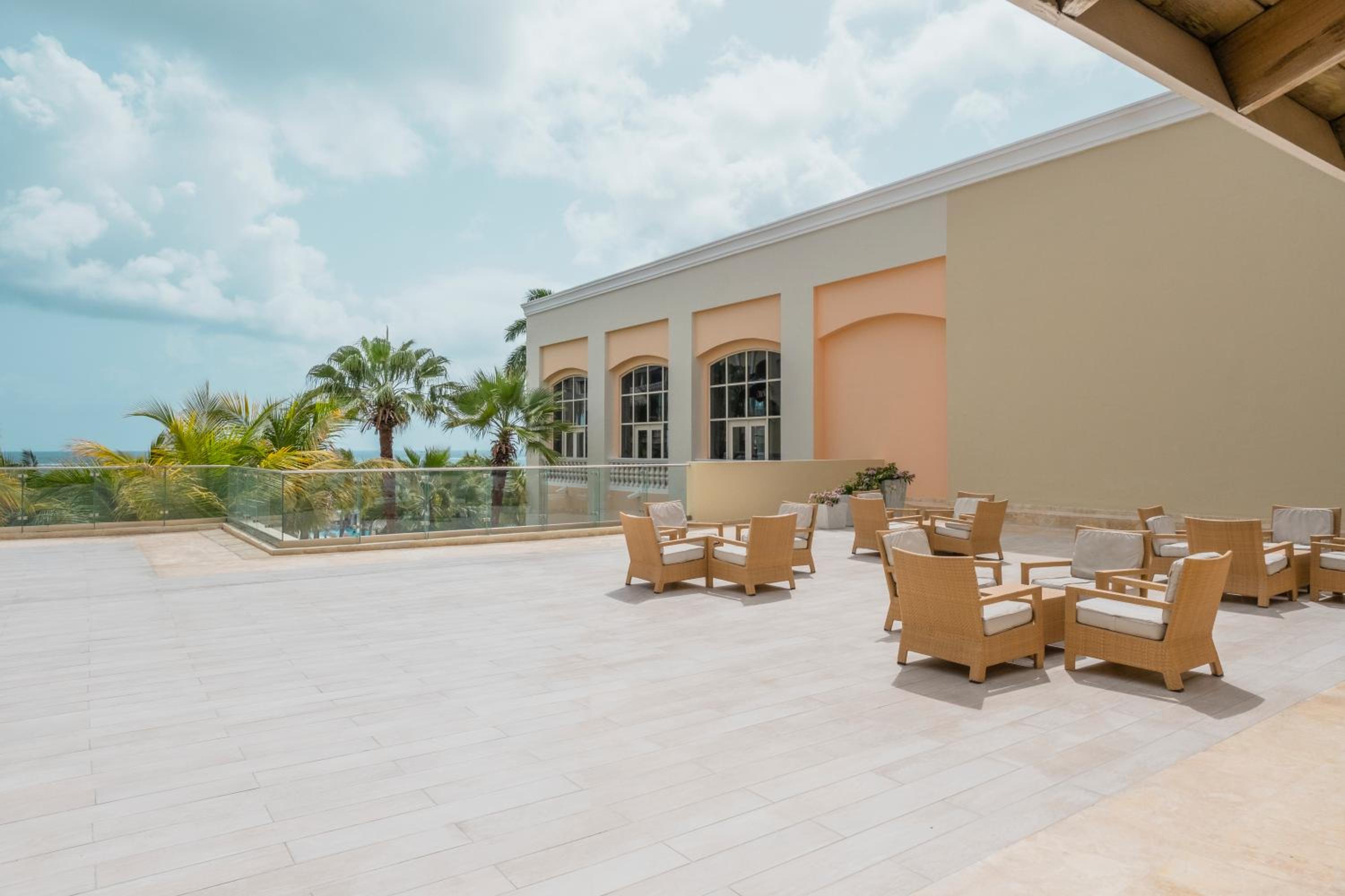 Photo 10 sur 111 de Iberostar Waves Rose Hall Beach - All Inclusive