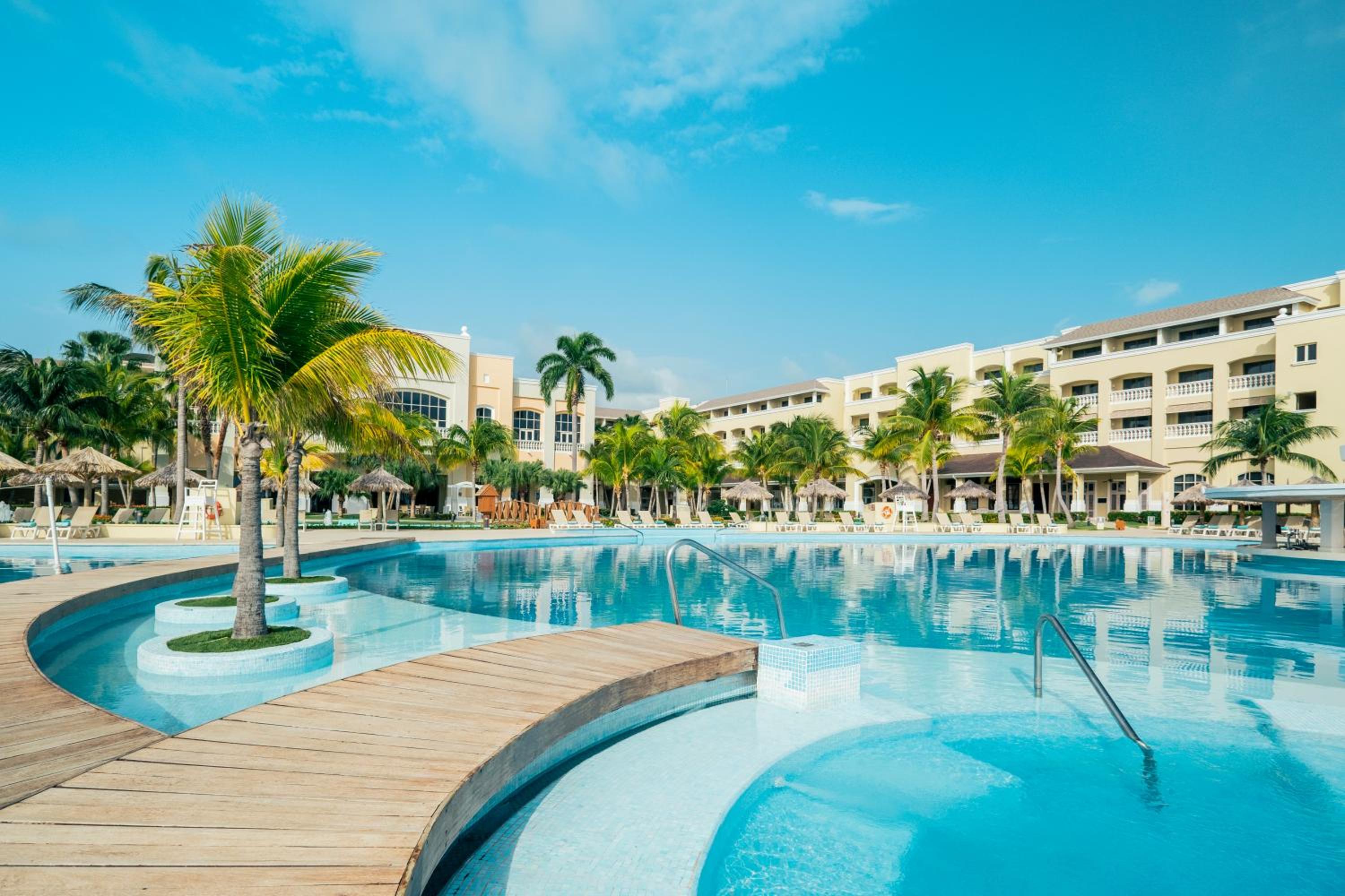 Photo 33 sur 111 de Iberostar Waves Rose Hall Beach - All Inclusive