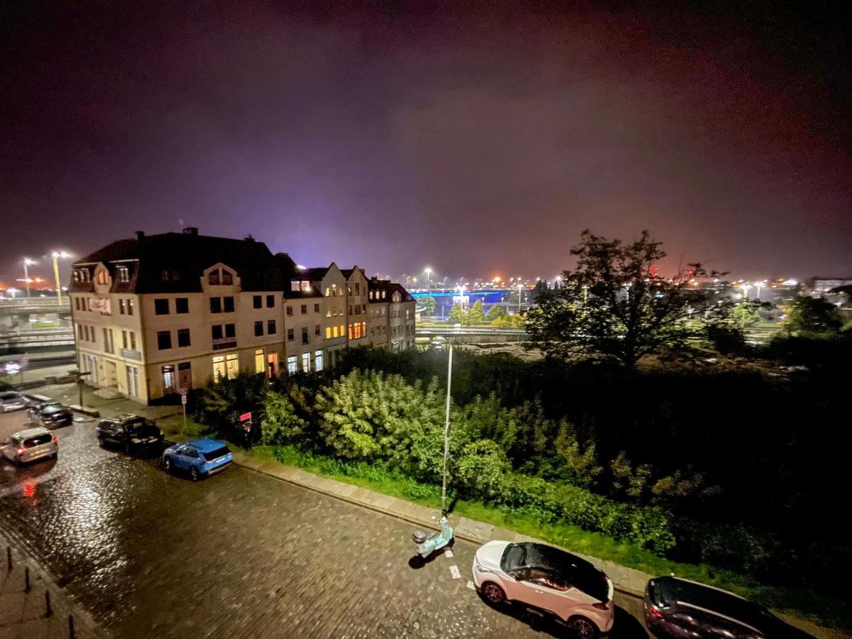 See U in Szczecin -Under the Castel