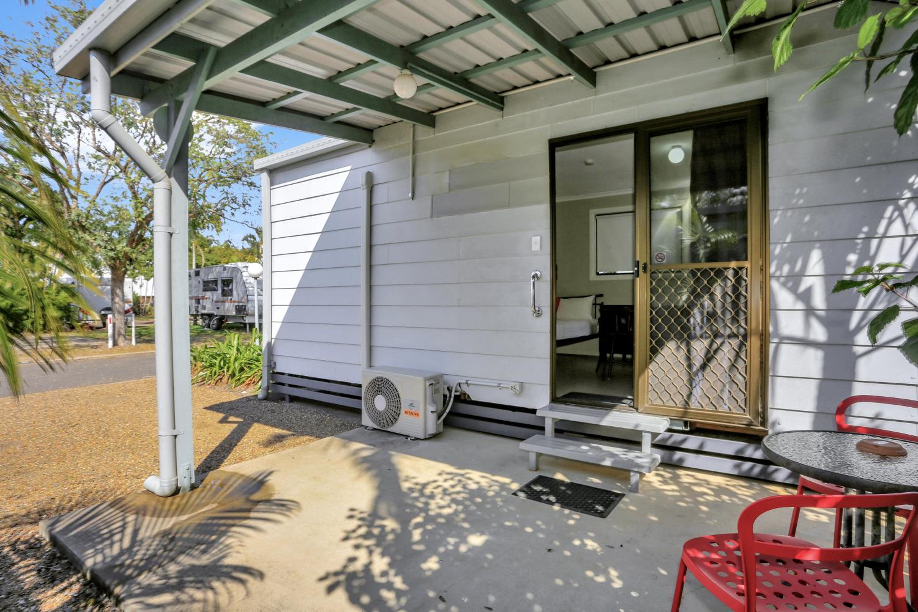 BIG4 Cane Village Holiday Park
