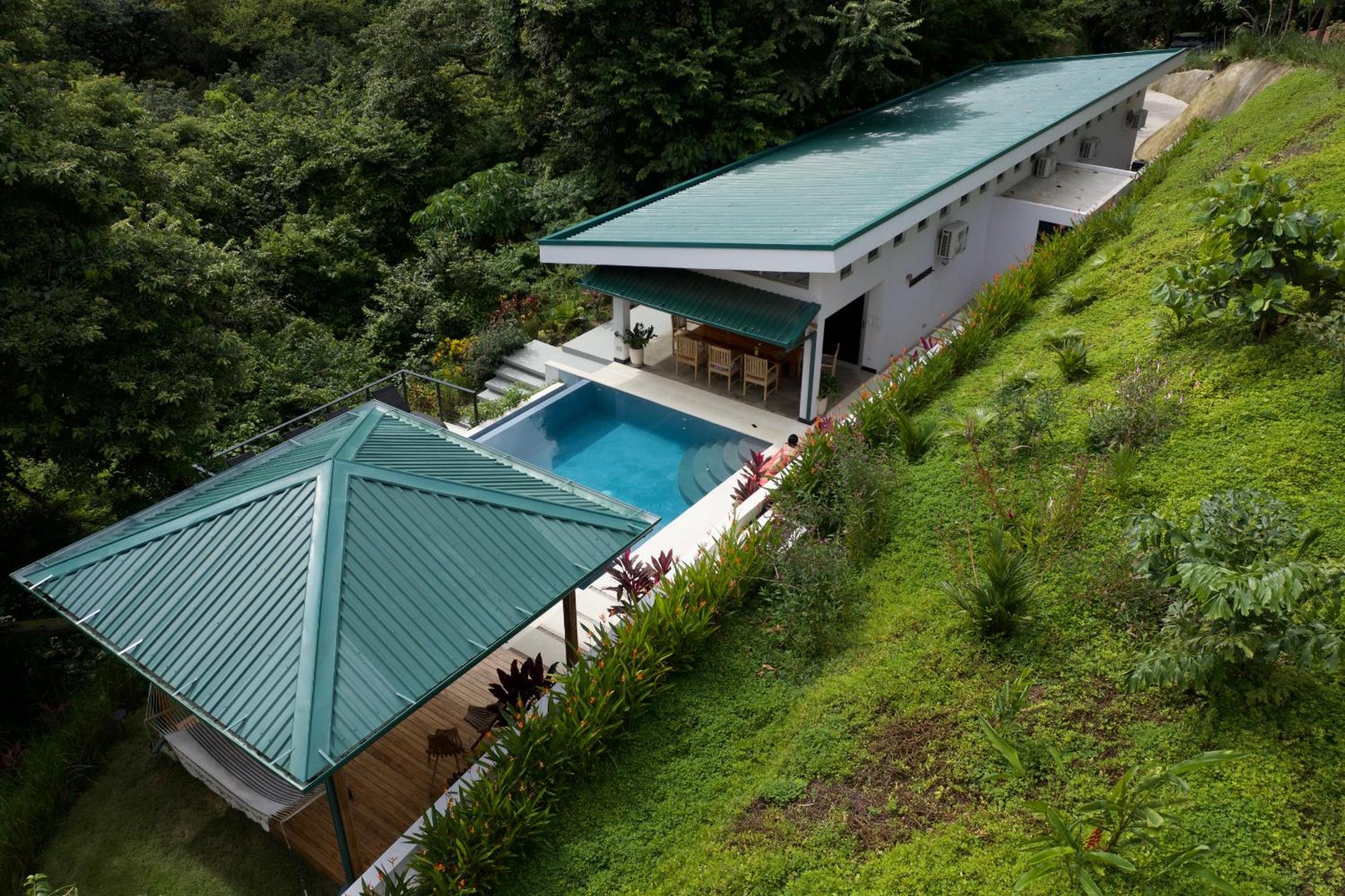 New Hill top Home with a Beautiful Tropical View