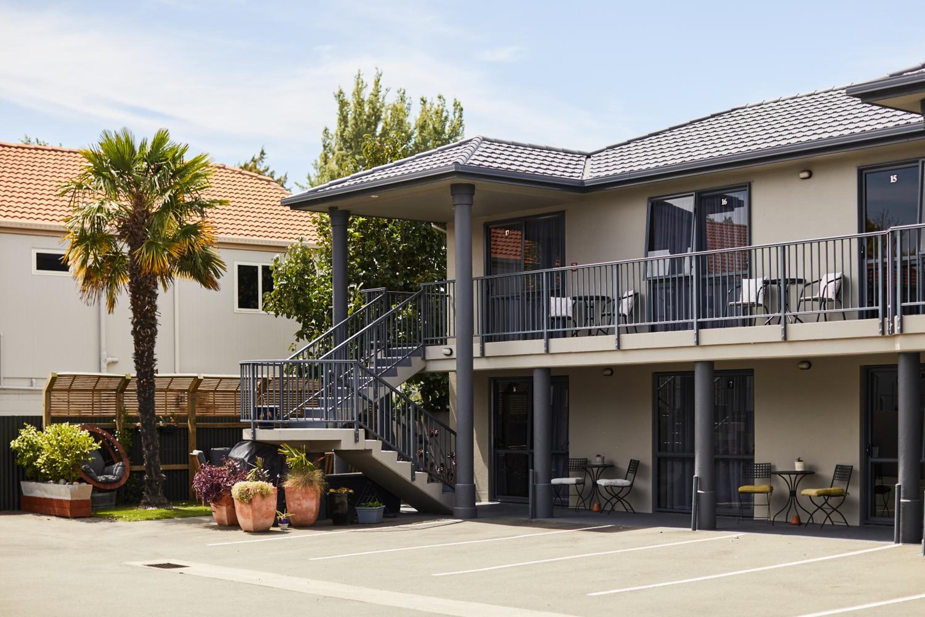 Blenheim Palms Motel