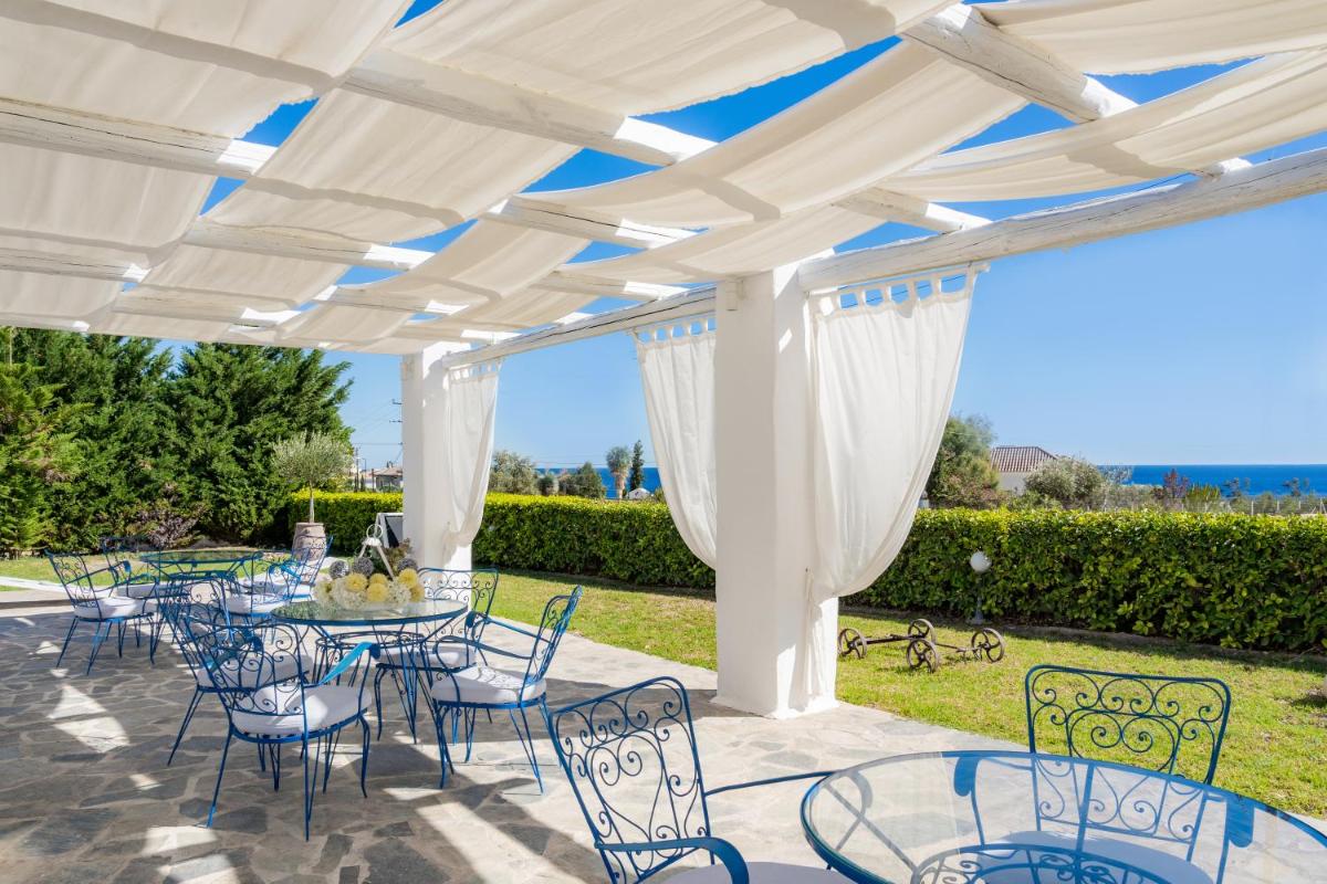 outdoor BBQ area
