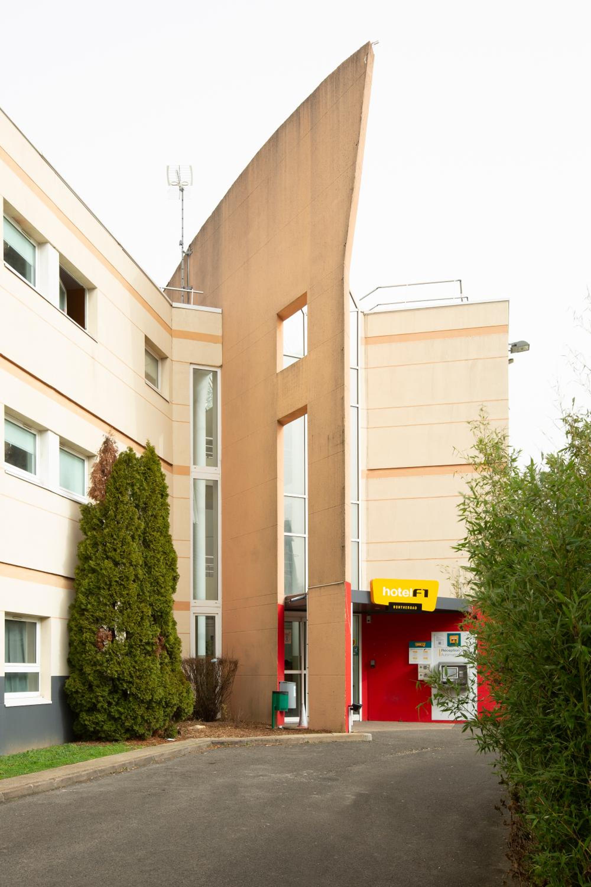hotelF1 Nemours en Nemours