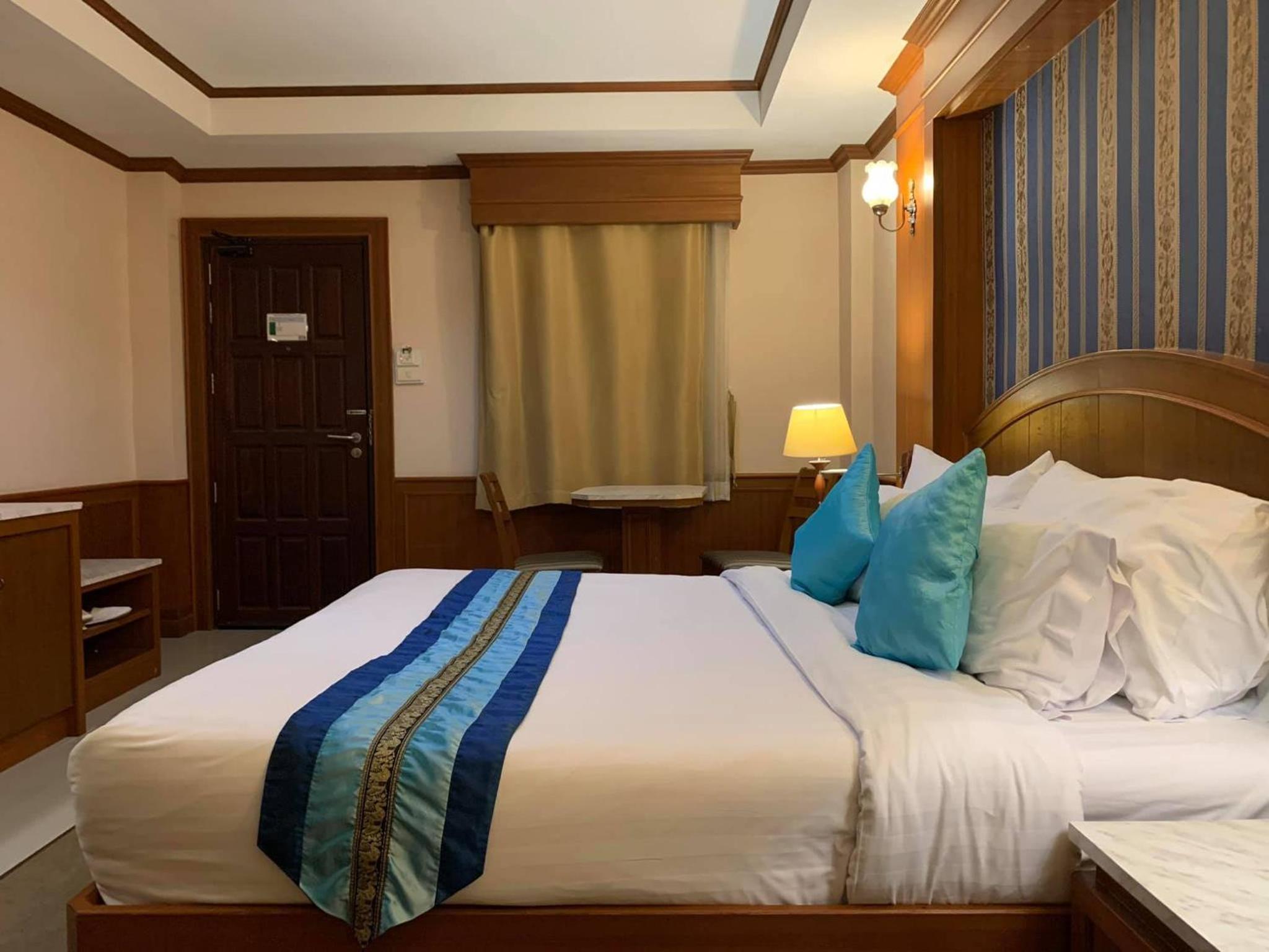 The Lion King Hotel by Thai Baan Ozone Udonthani