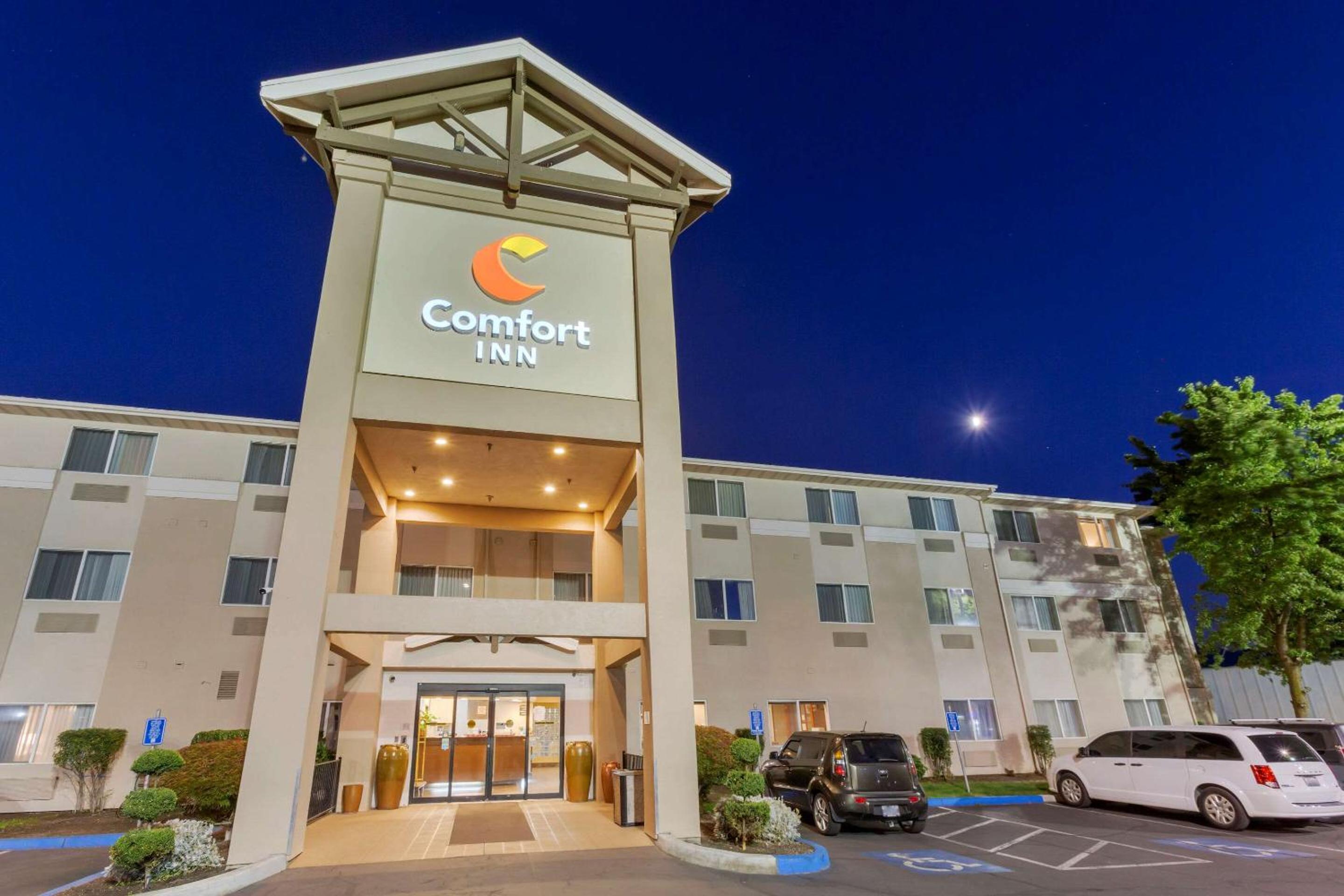 Medford Vacations - Comfort Inn Medford South - Property Image 36
