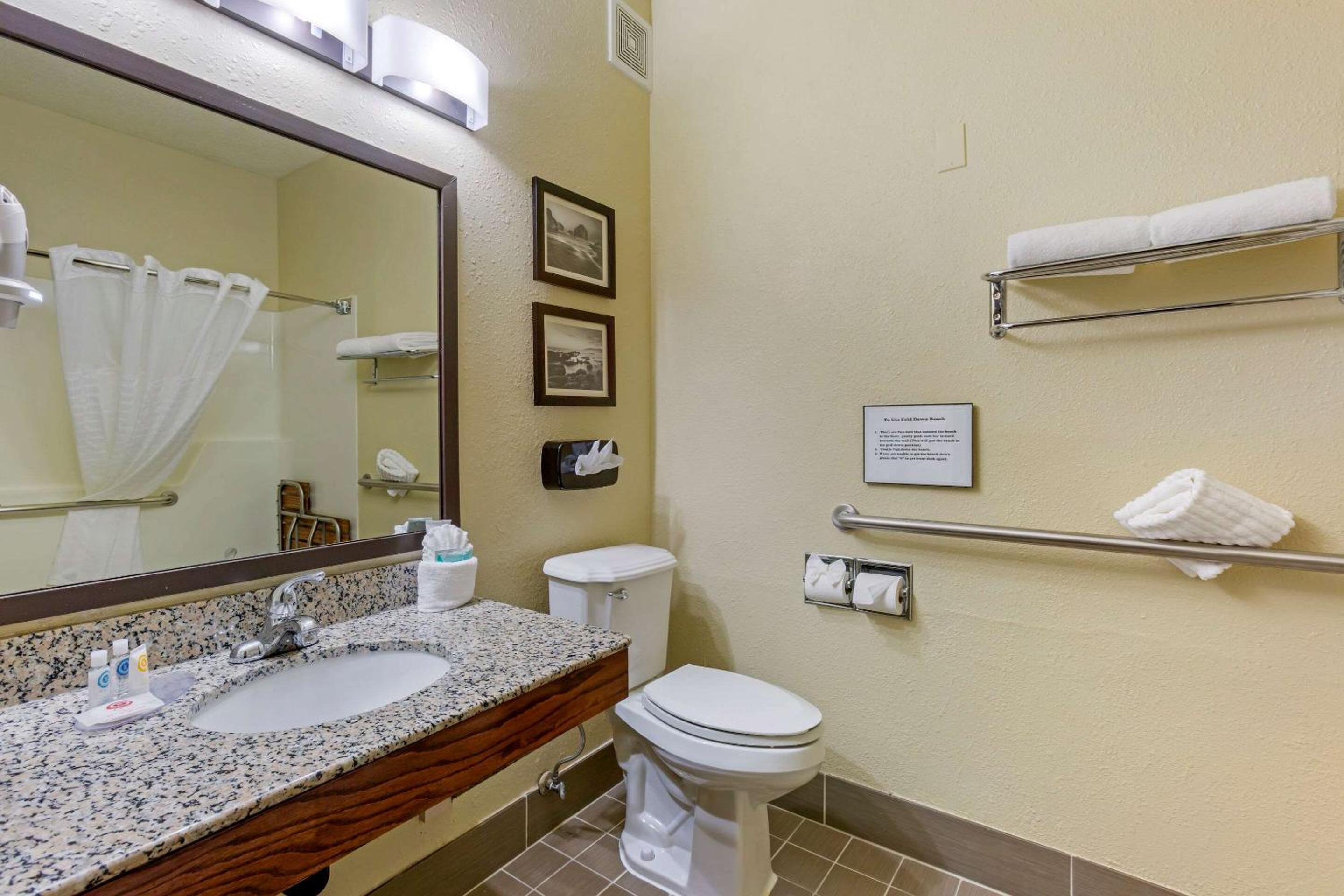 Medford Vacations - Comfort Inn Medford South - Property Image 18