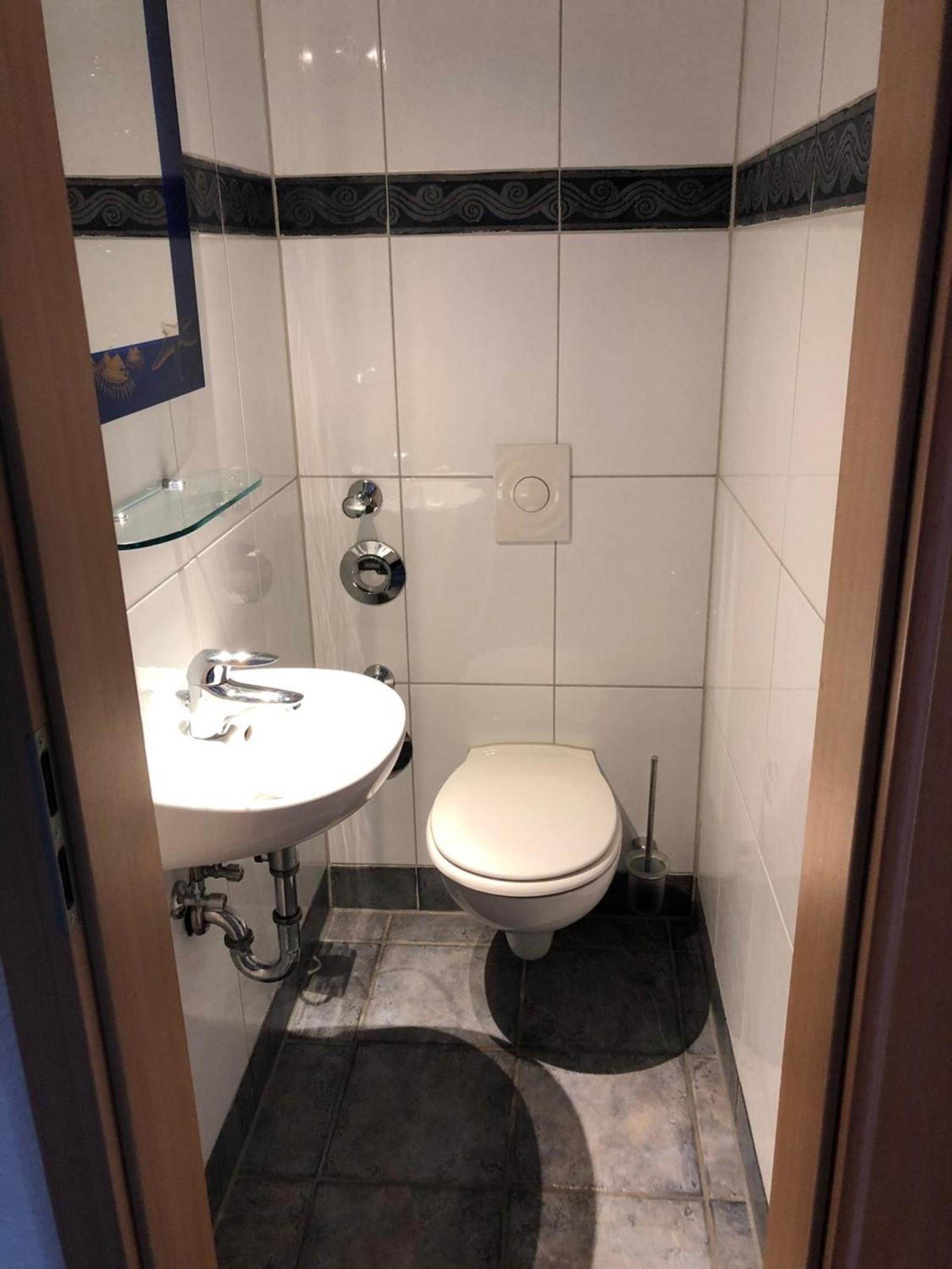 Strandmuschel en Zingst — bathroom