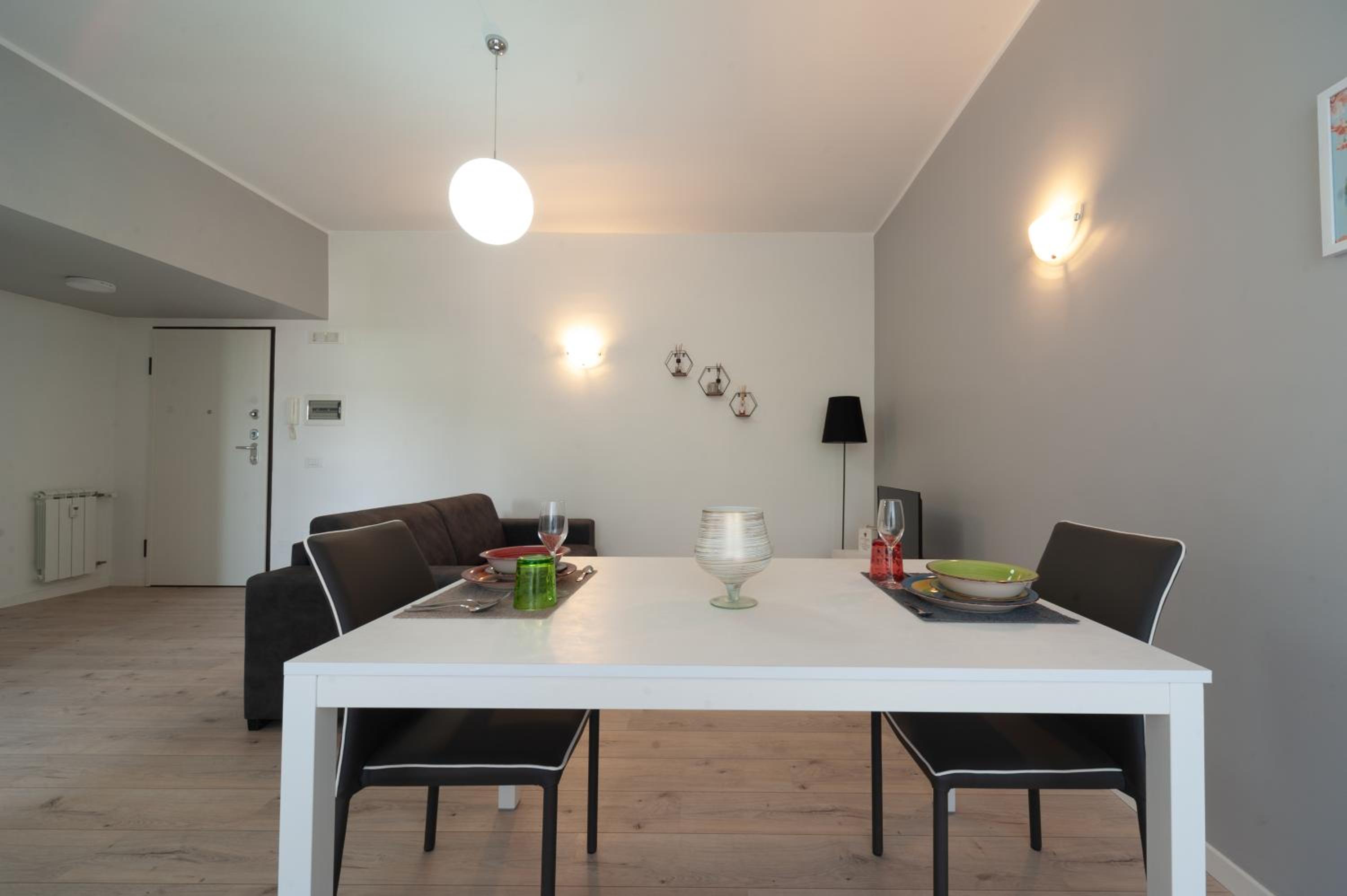 Valle Aurelia Station House Two by Dama