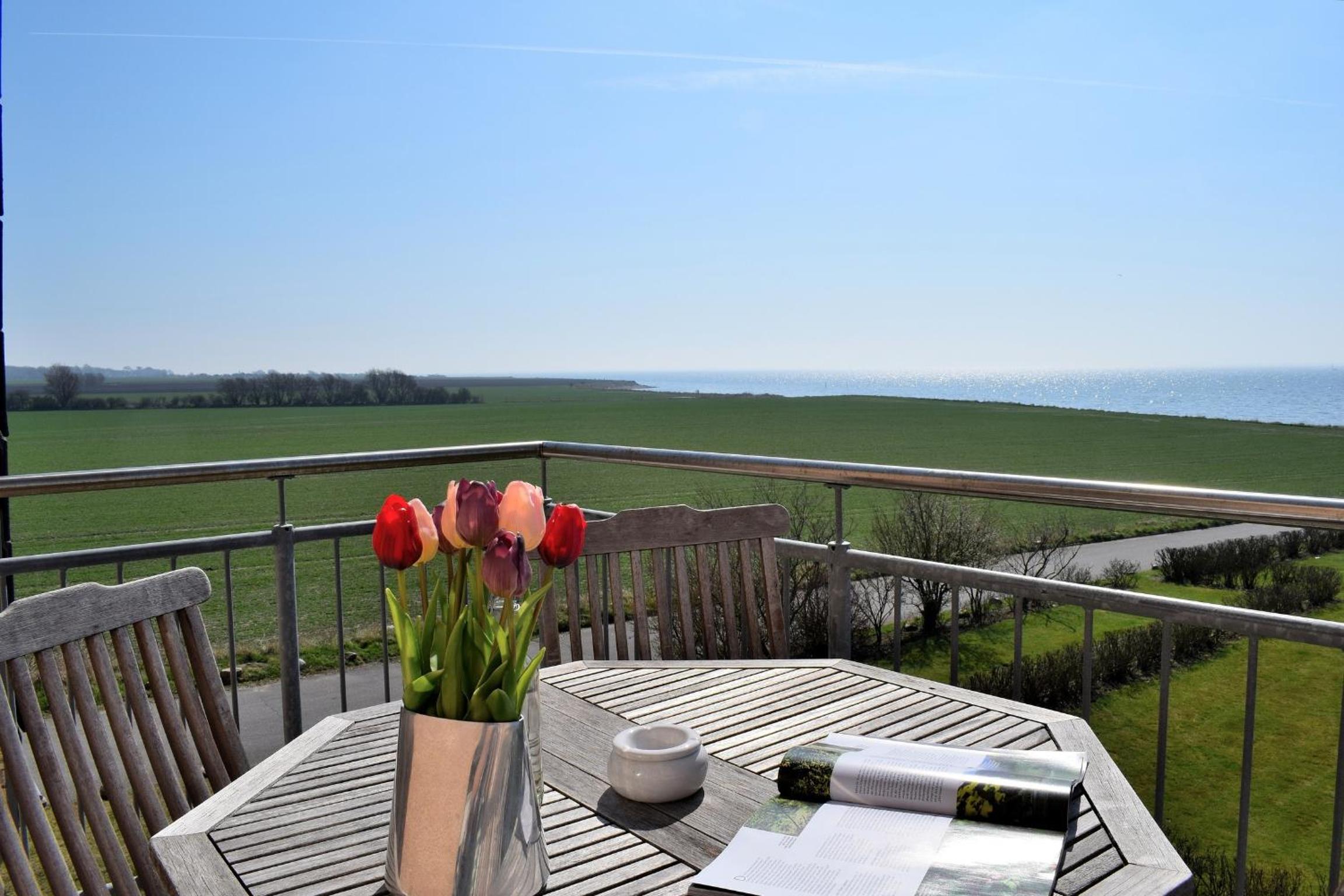 Hotel Fehmarnstrand 78 App 14 - Image 1