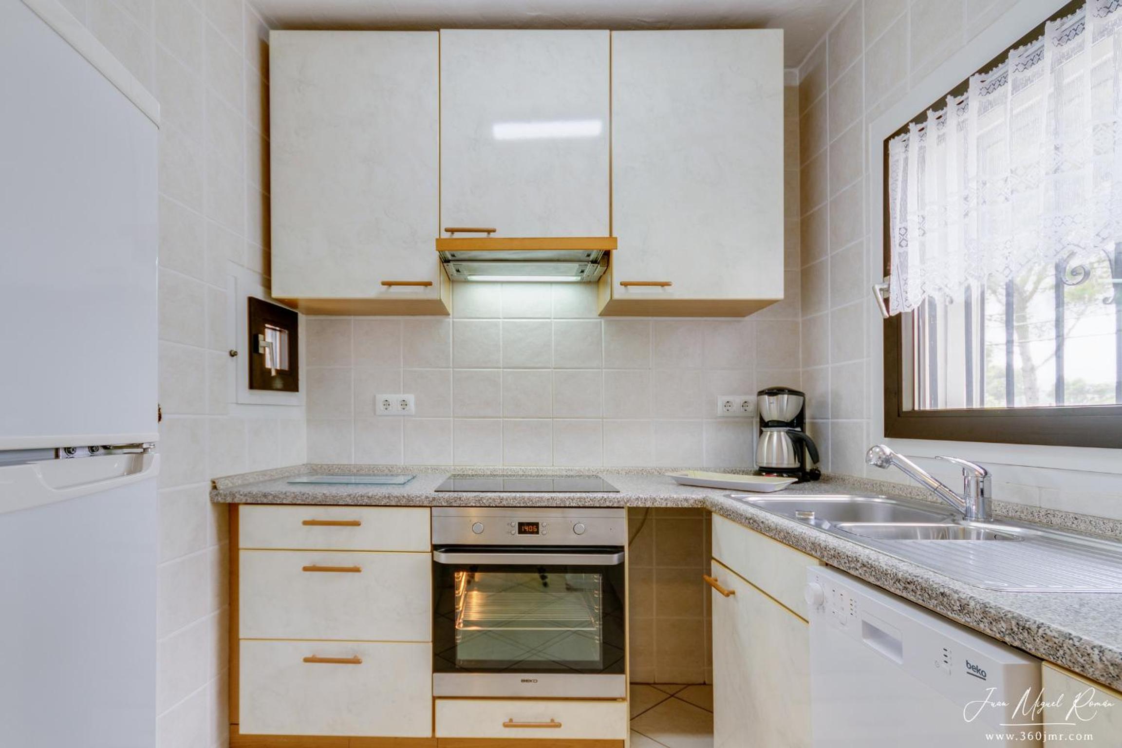Sobre de Granadella Haus 3 en Jávea — kitchen