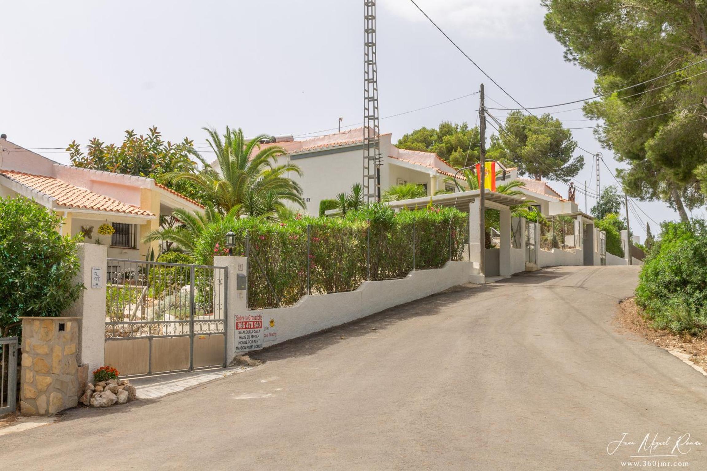 Sobre de Granadella Haus 3 en Jávea — building