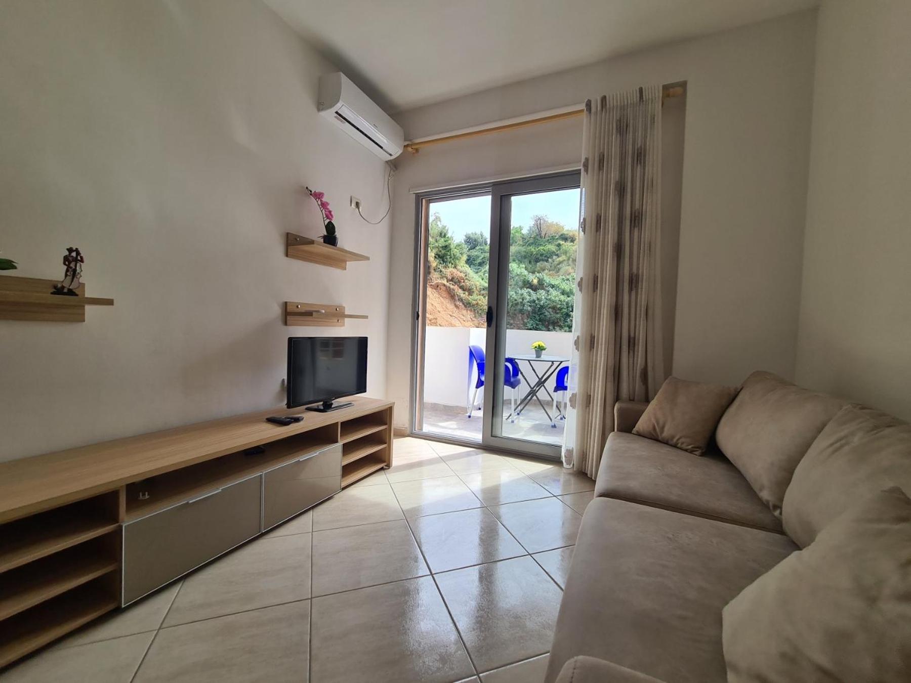 Alexey Beach Apartment Vlore
