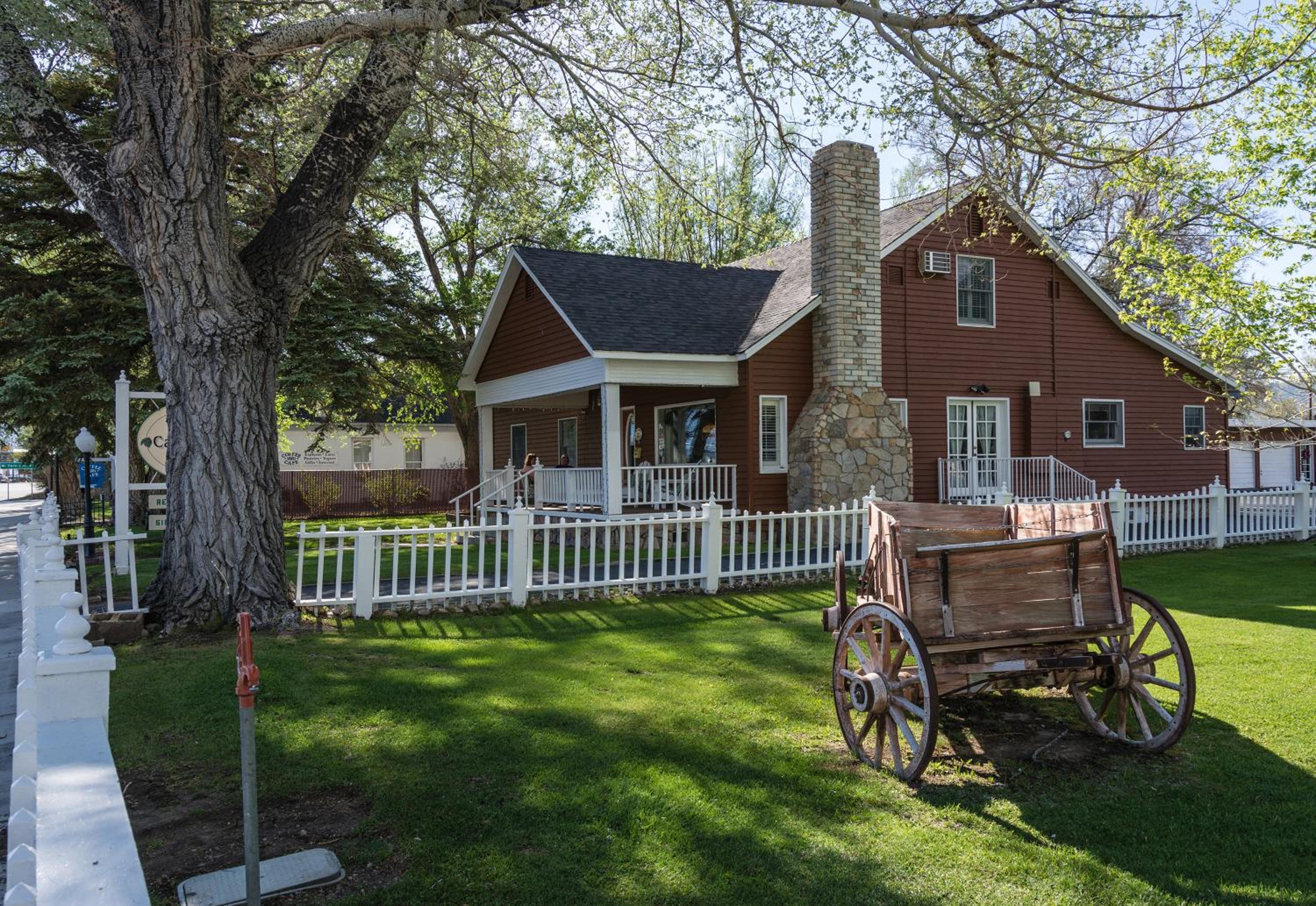 Silver Maple Inn