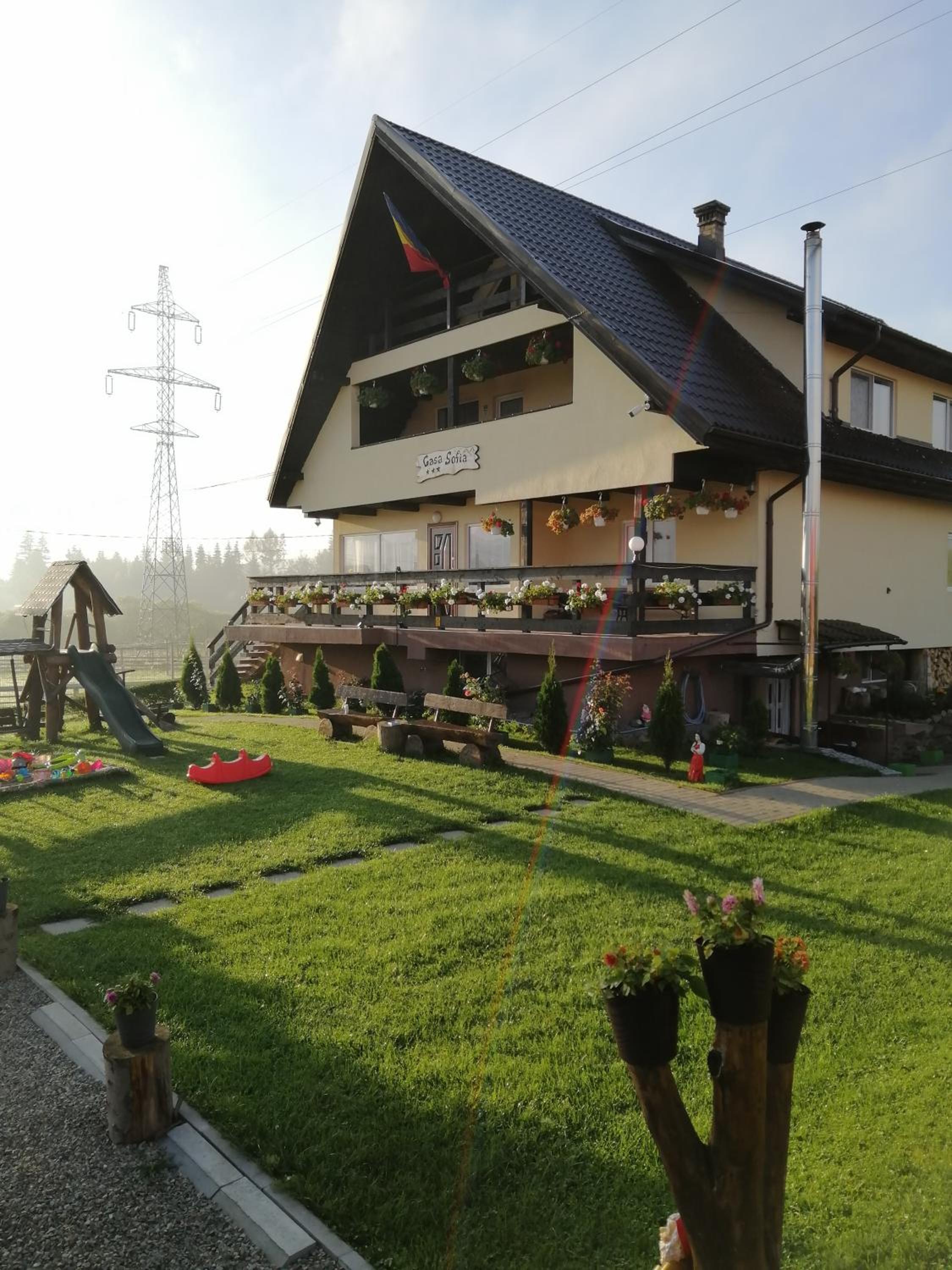 Photo 13