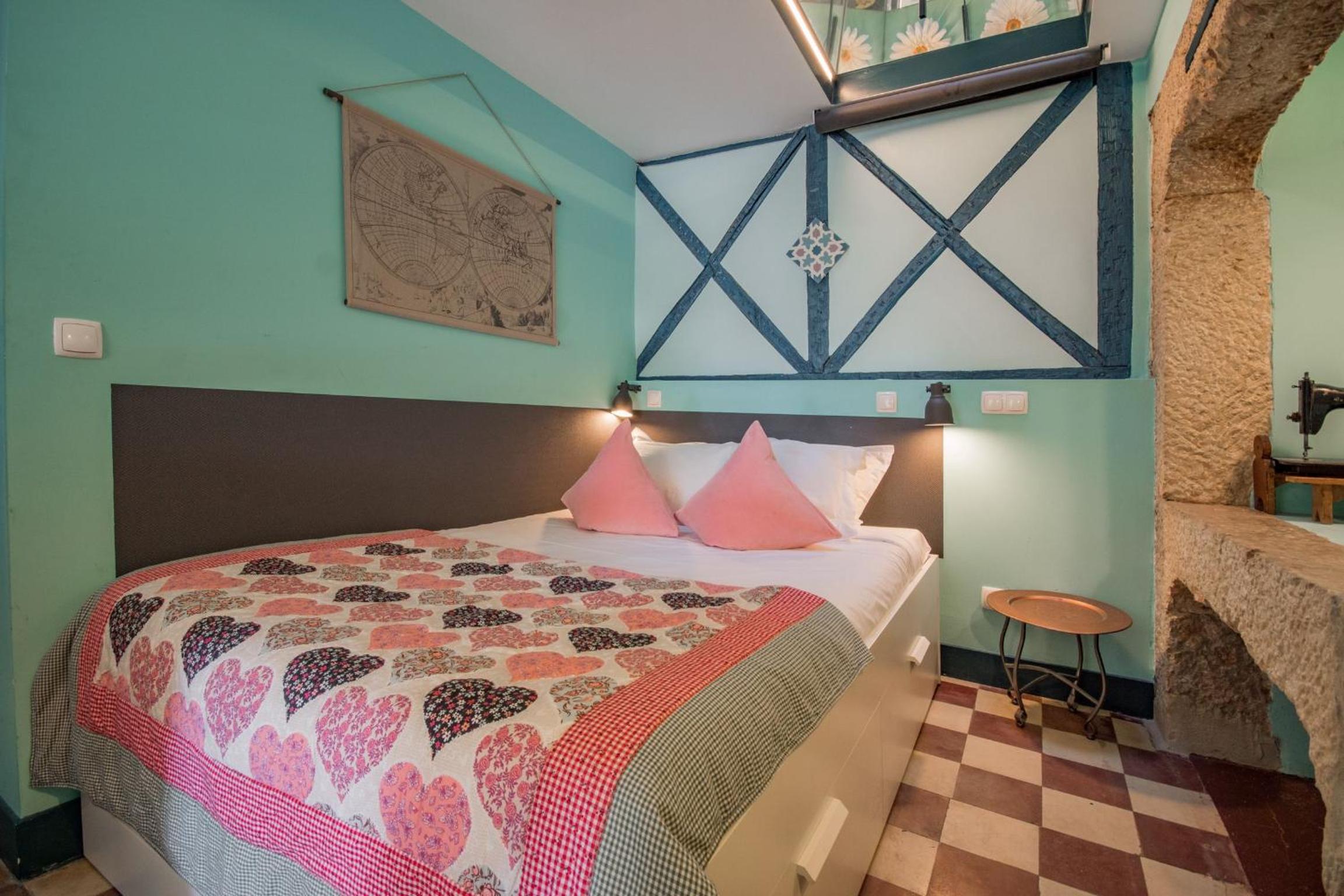 Lisbon Heart Apartments - White Apartment by LovelyStay view 2