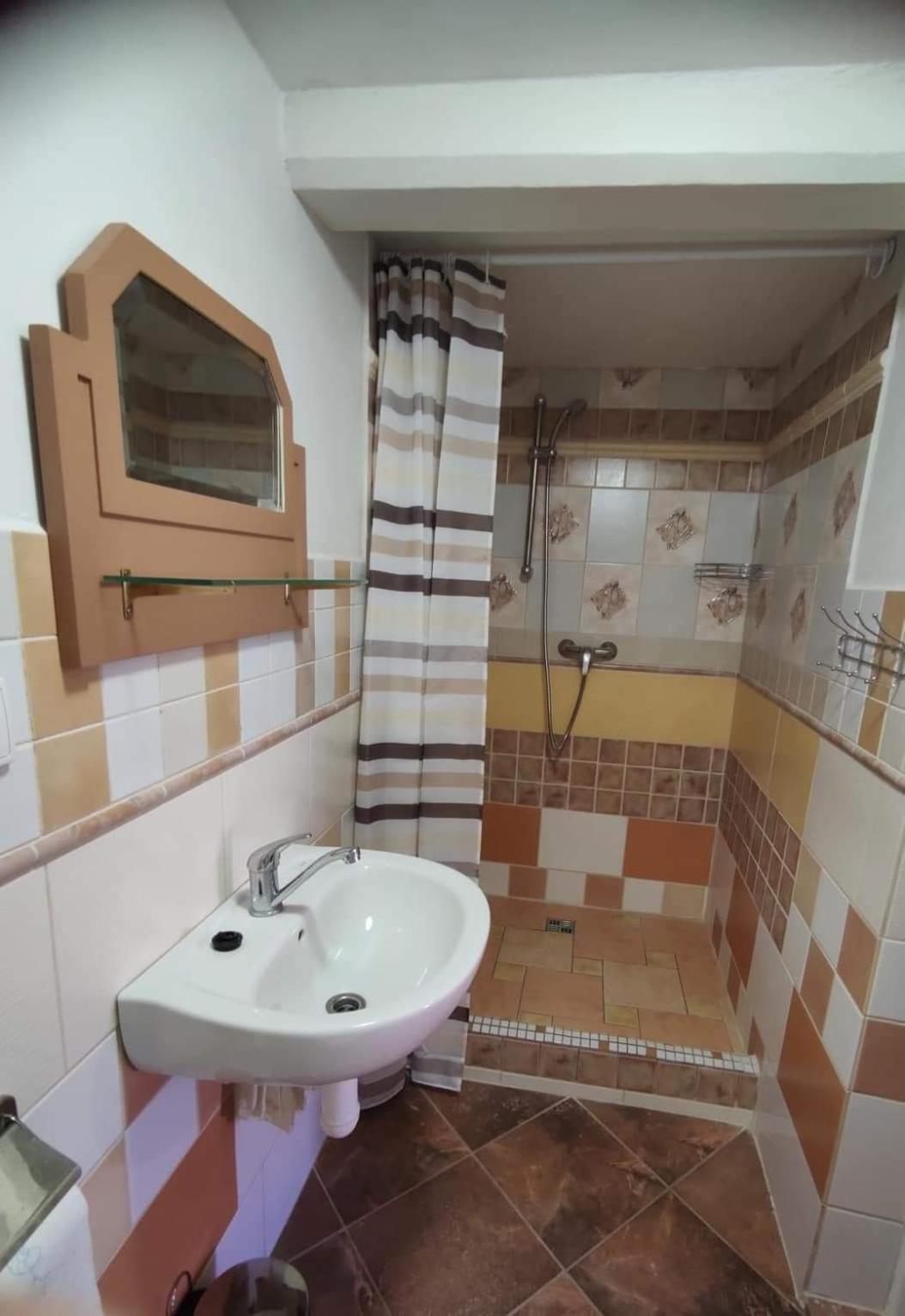 Cafe Nostalgie dvoulůžkový romantický pokoj