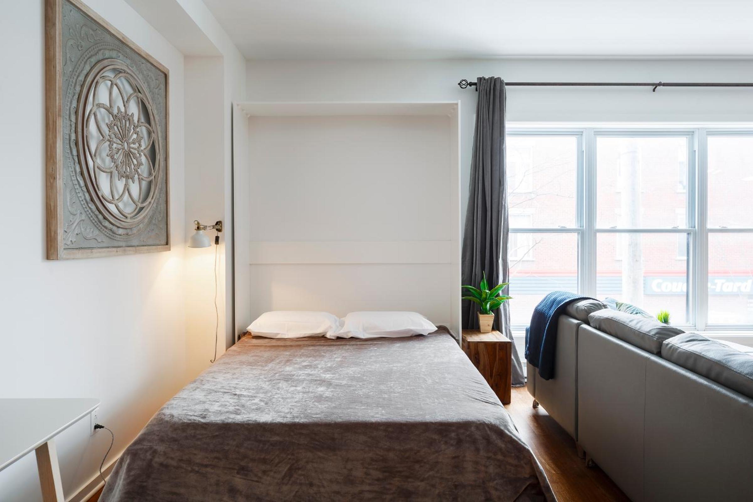 Suite Mont-Royal by MTLVacationRentals - Image 2