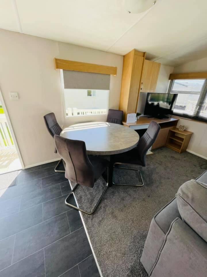 Caravan Retreats