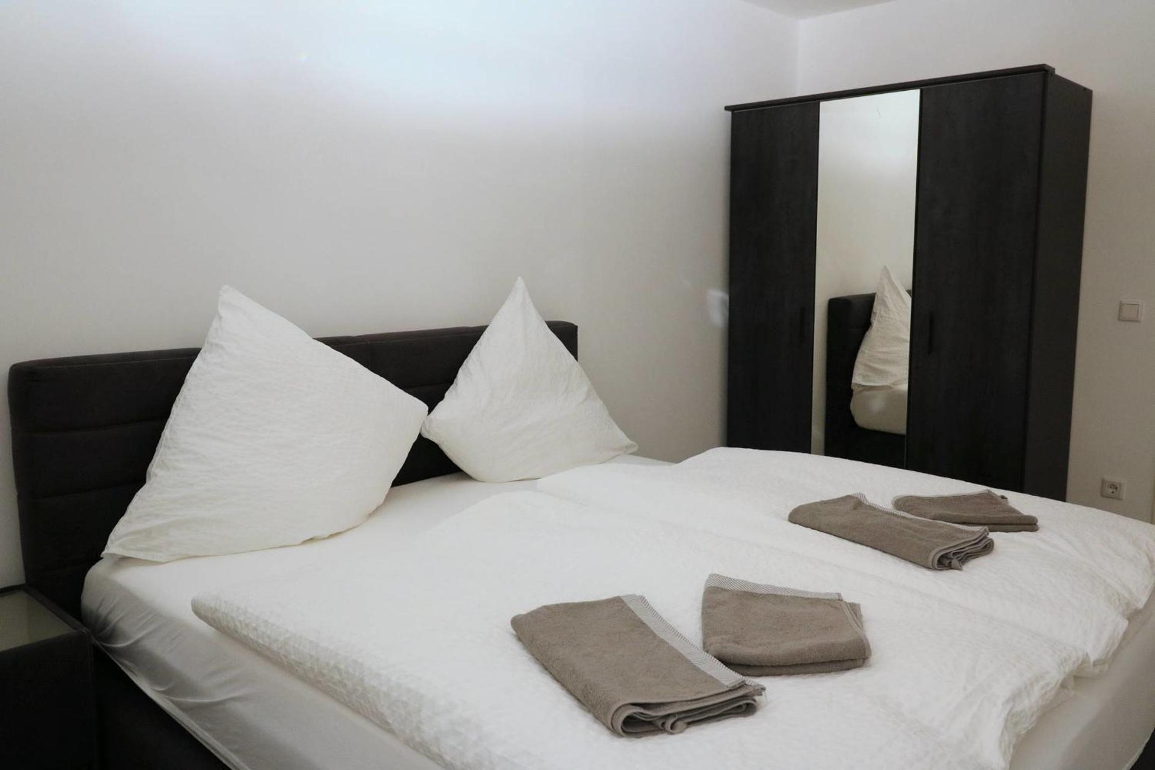 Aparthotel Kompass A 201 en Essen — hotel room