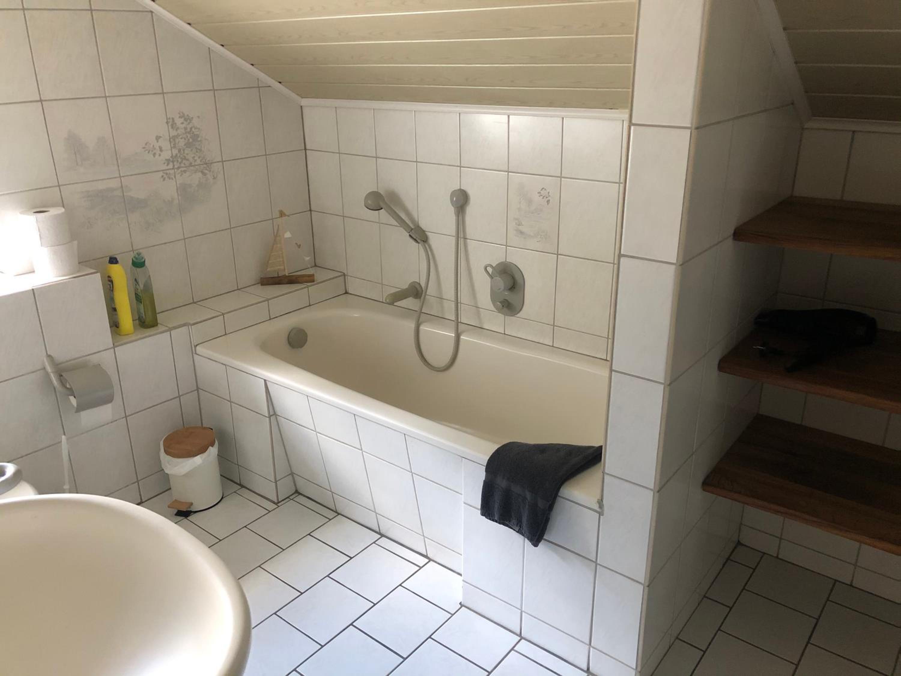 Ferienwohnung am Wald mit Garten & Hot-Tub & Alpakas