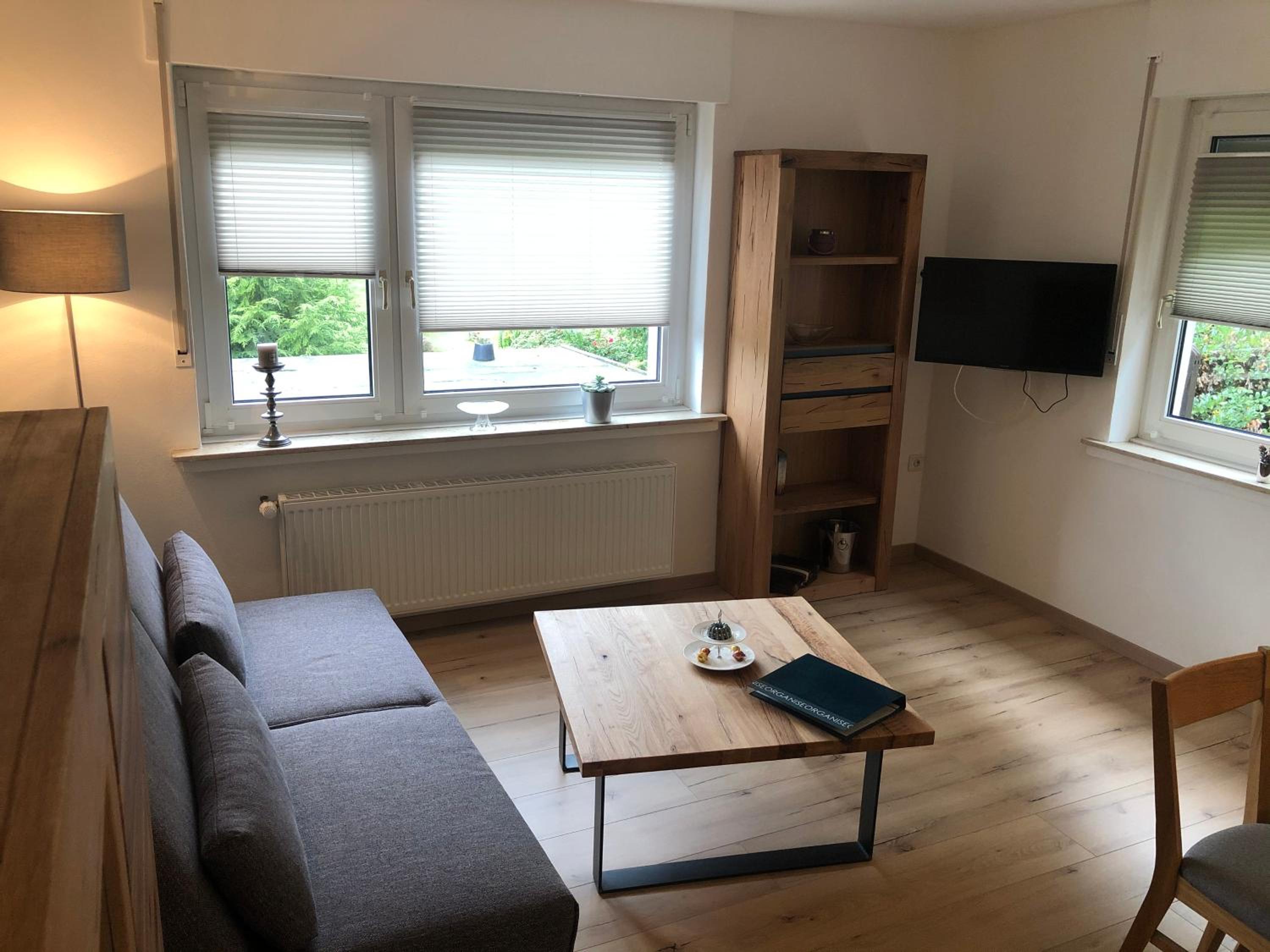 Ferienwohnung am Wald mit Garten & Hot-Tub & Alpakas