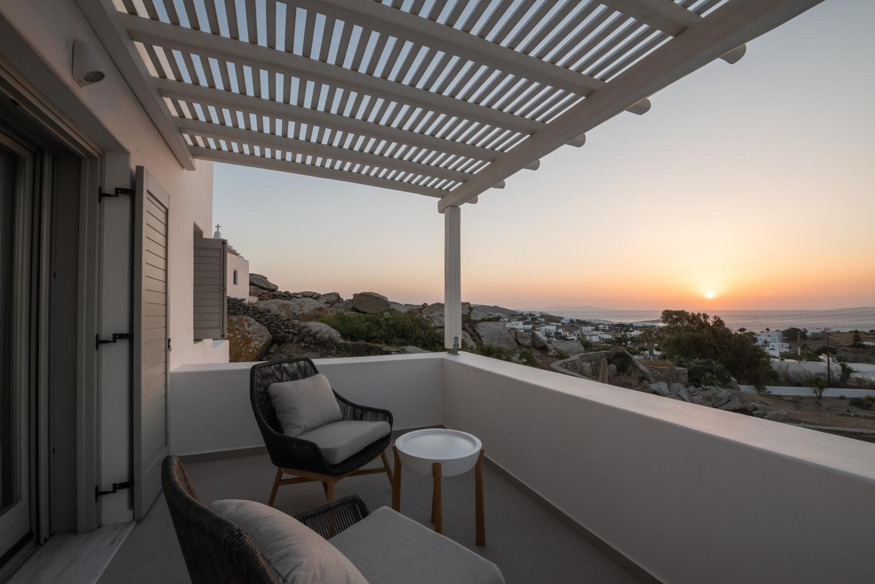 Villa Petra Mare above Mykonos town Private pool view 4