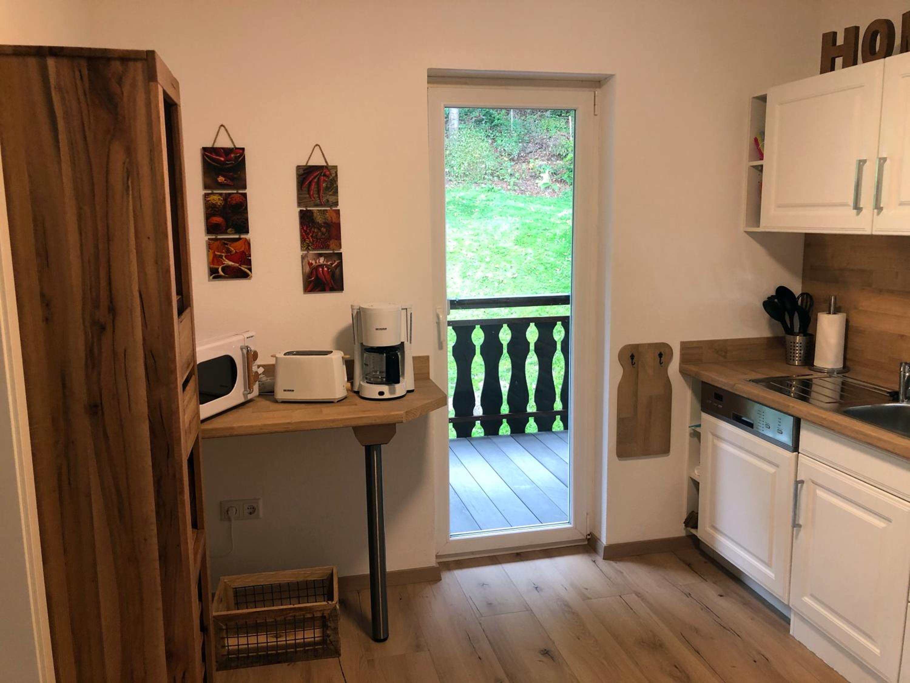 Ferienwohnung am Wald mit Garten & Hot-Tub & Alpakas