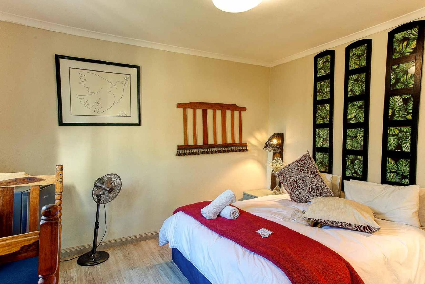 Strand Double En-Suite Studio