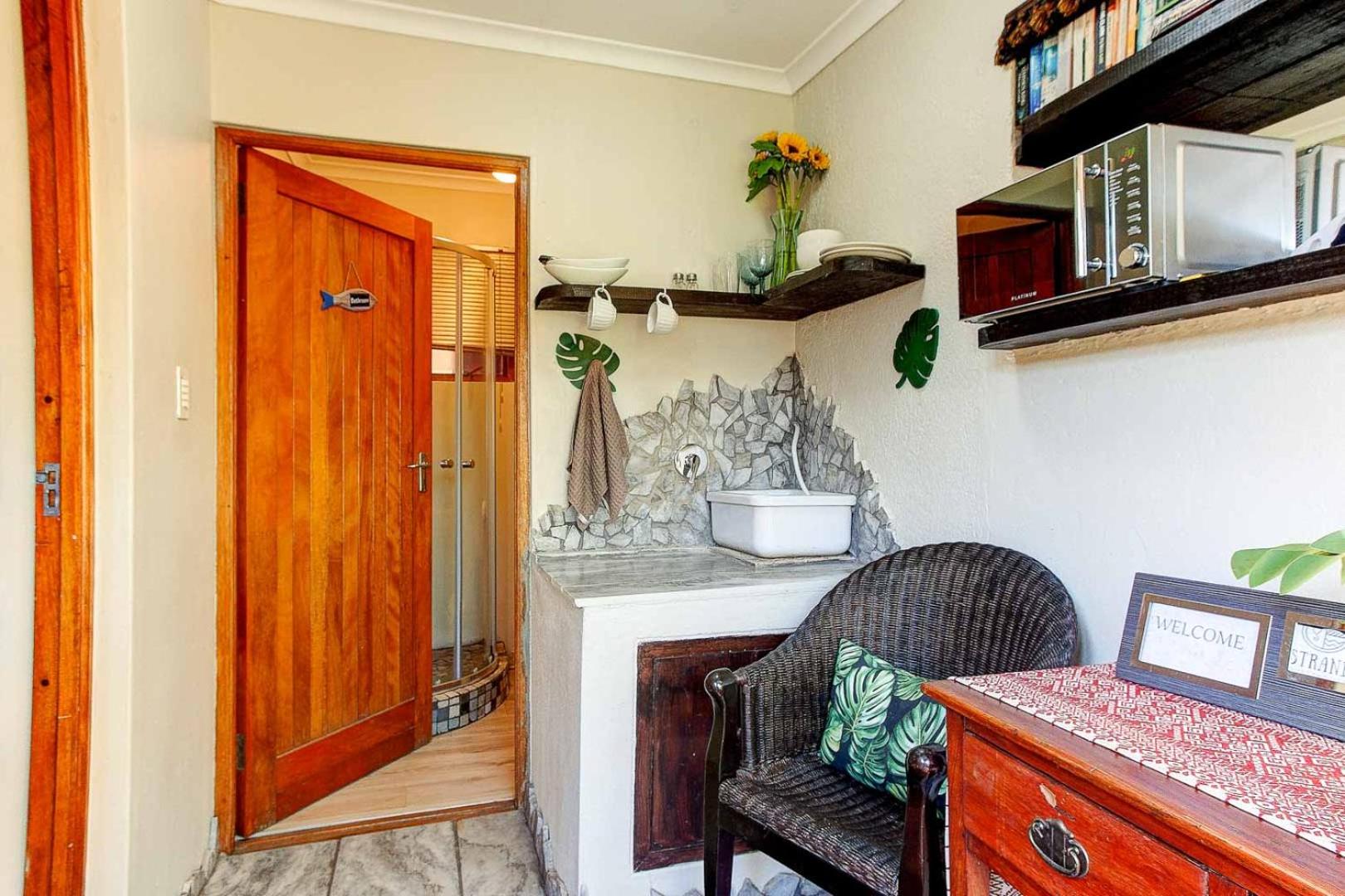 Strand Double En-Suite Studio