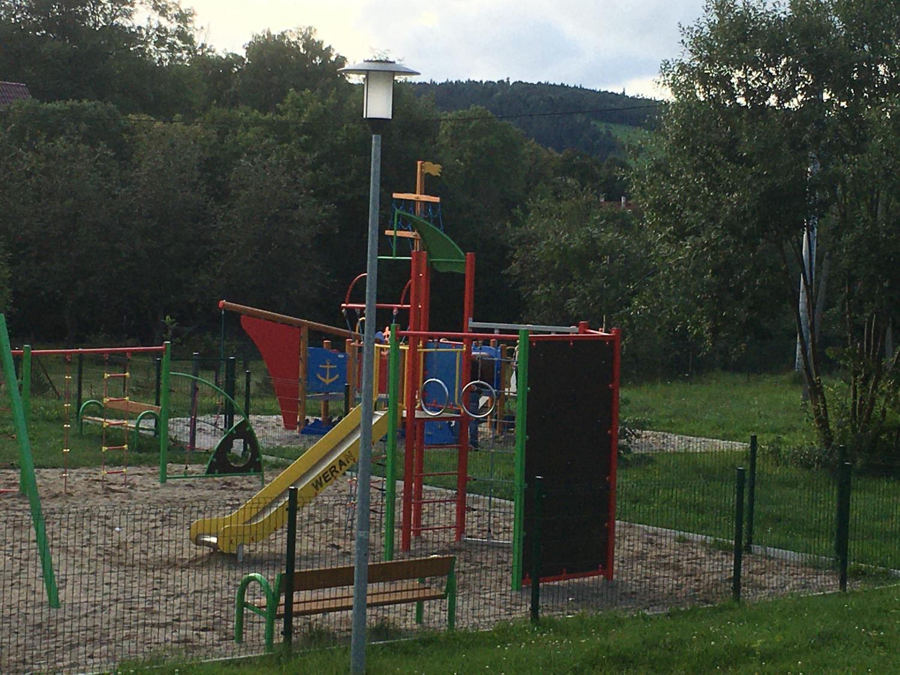 Photo 8