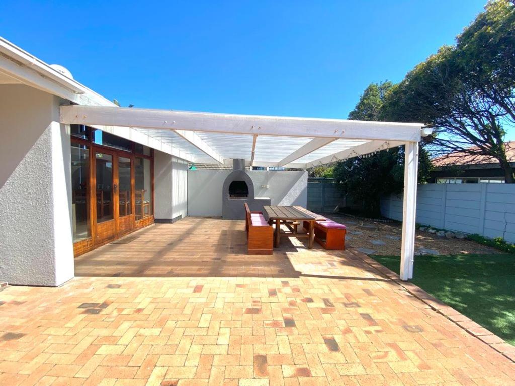 Hotel Villa V - Image 1