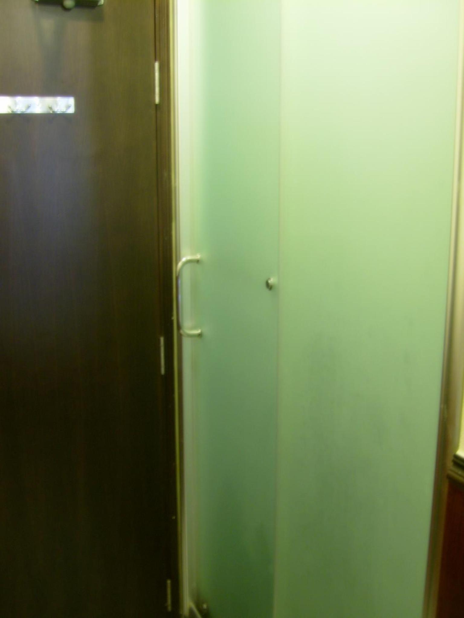 Oriental Pearl Budget Hotel