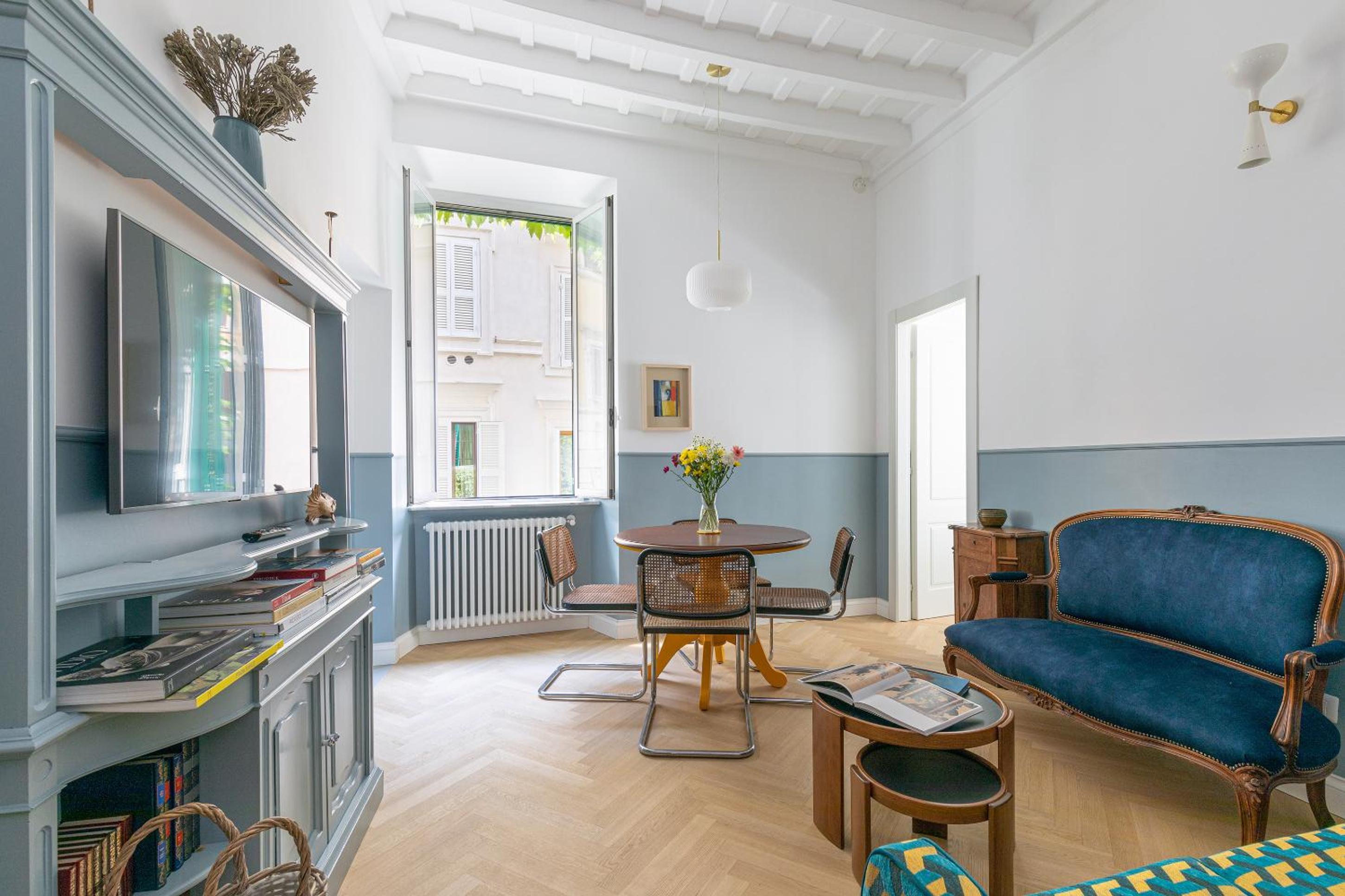 Rome As You Feel - Iconic Monti Design Apartment