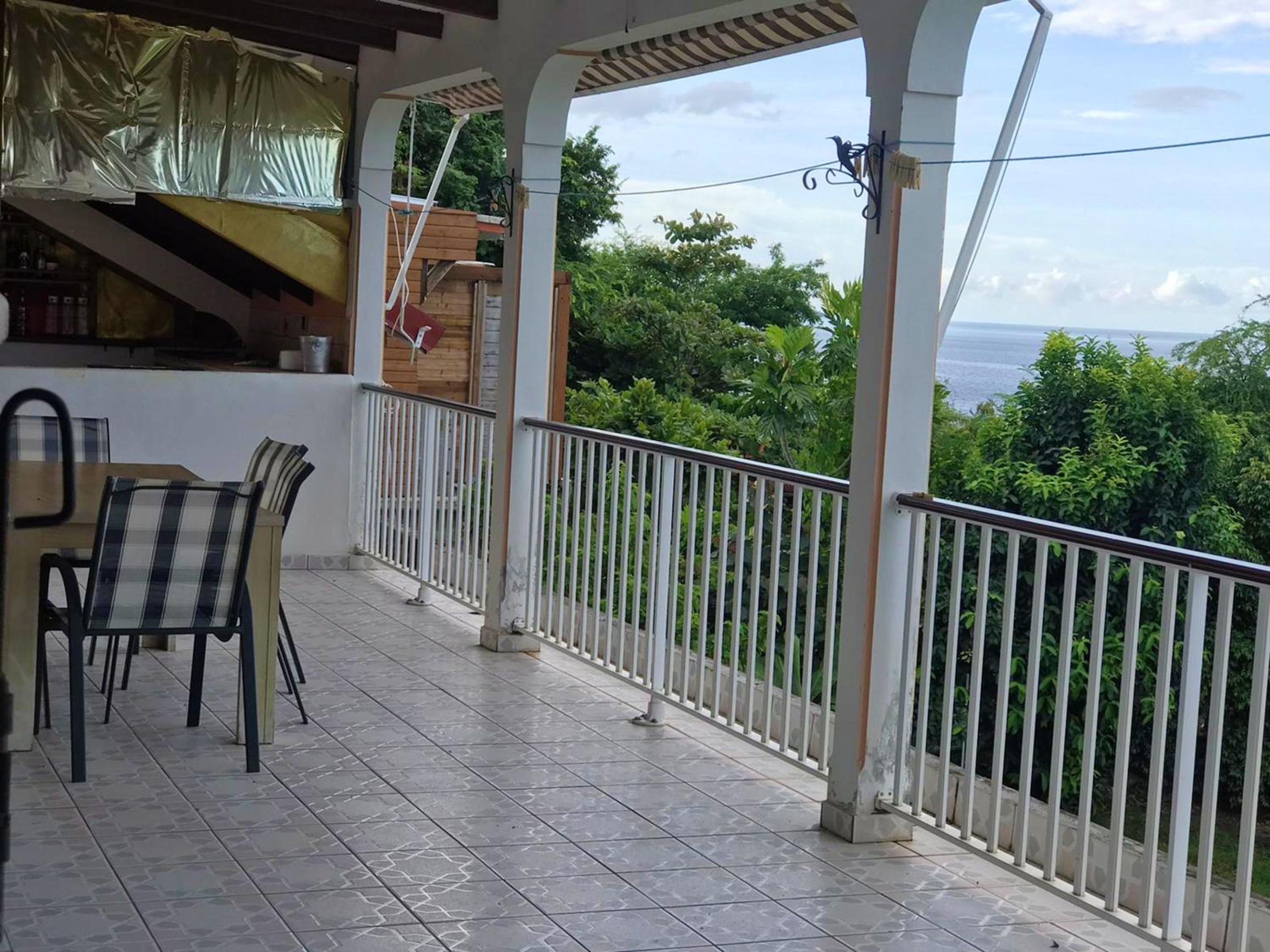Maison charmante Pointe-Noire, vue mer view 2