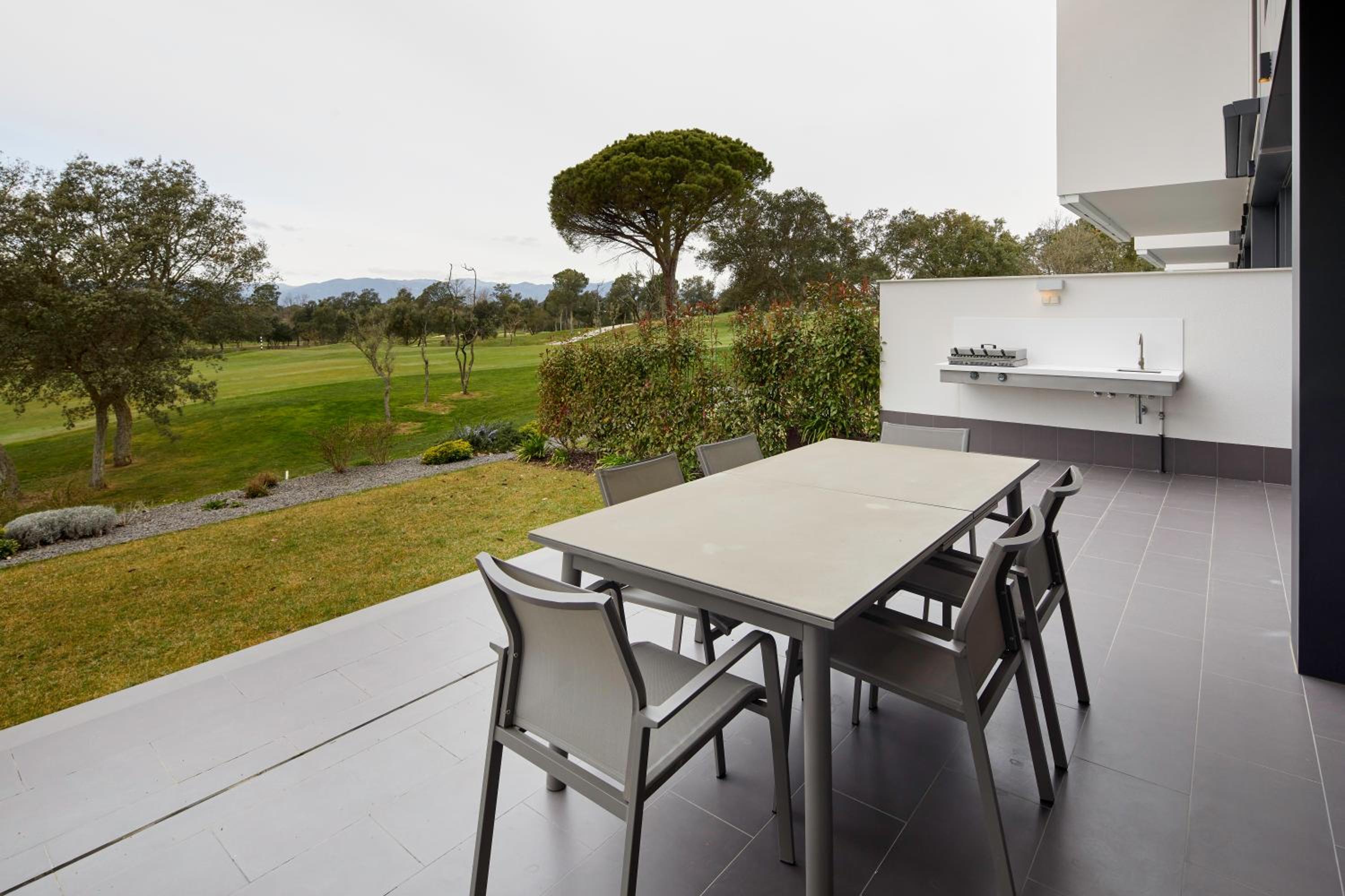 Holiday Rentals at Camiral, a Quinta do Lago Resort
